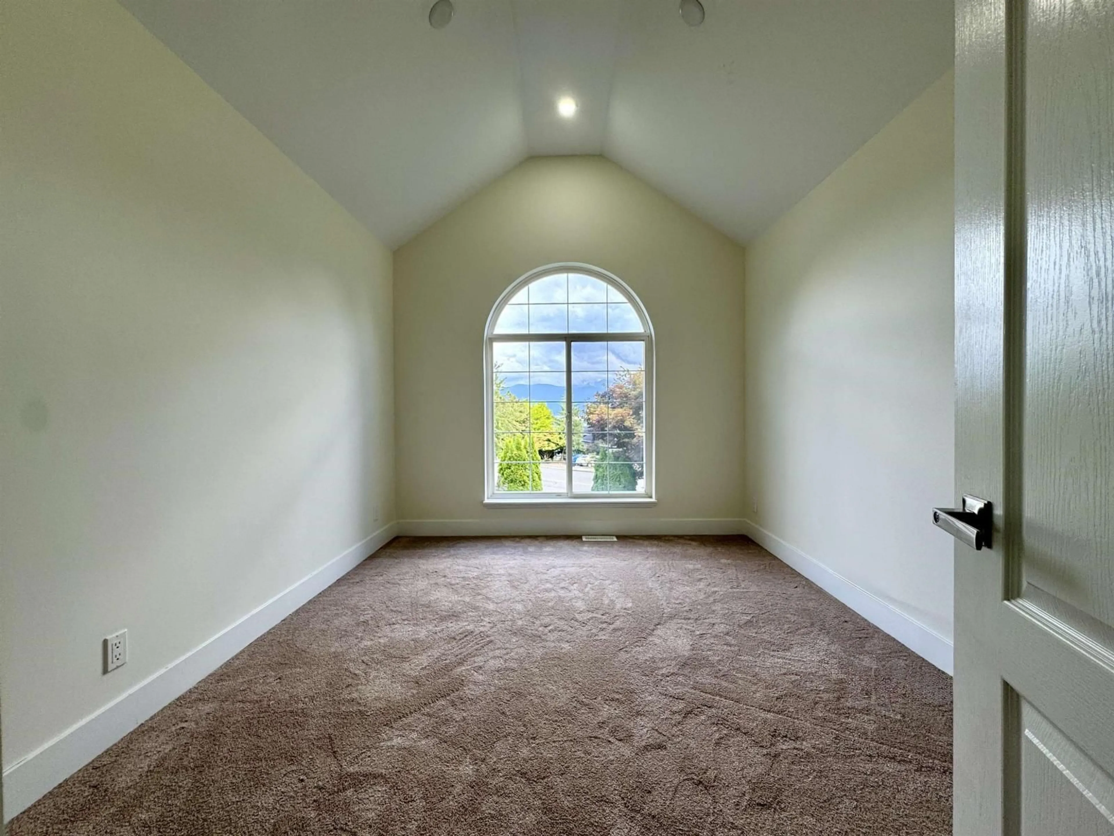 A pic of a room for 35921 STONERIDGE, Abbotsford British Columbia V3G1L9
