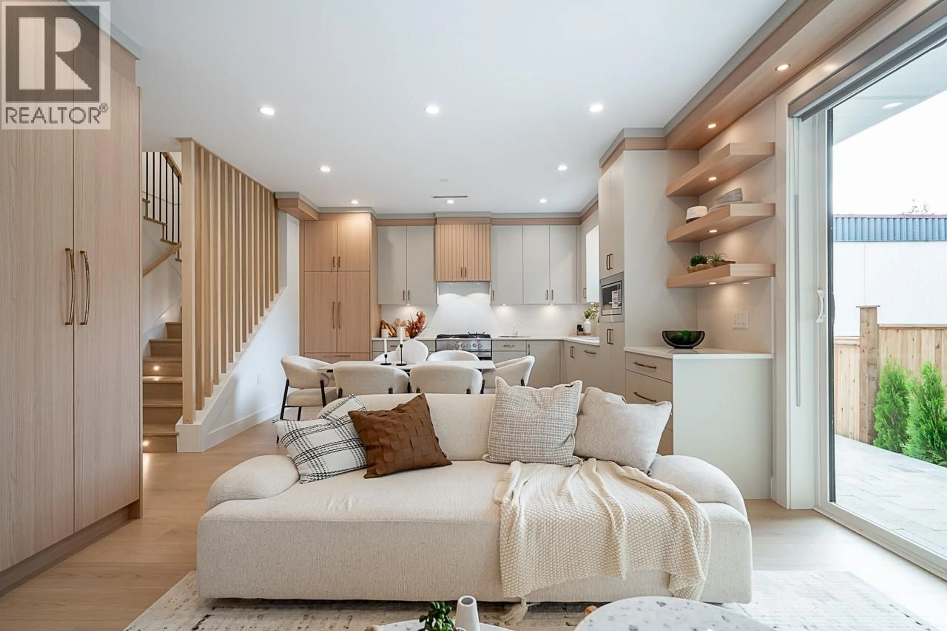 Living room with furniture, unknown for 2 - 1816 3RD AVENUE, Vancouver British Columbia V5N1H2