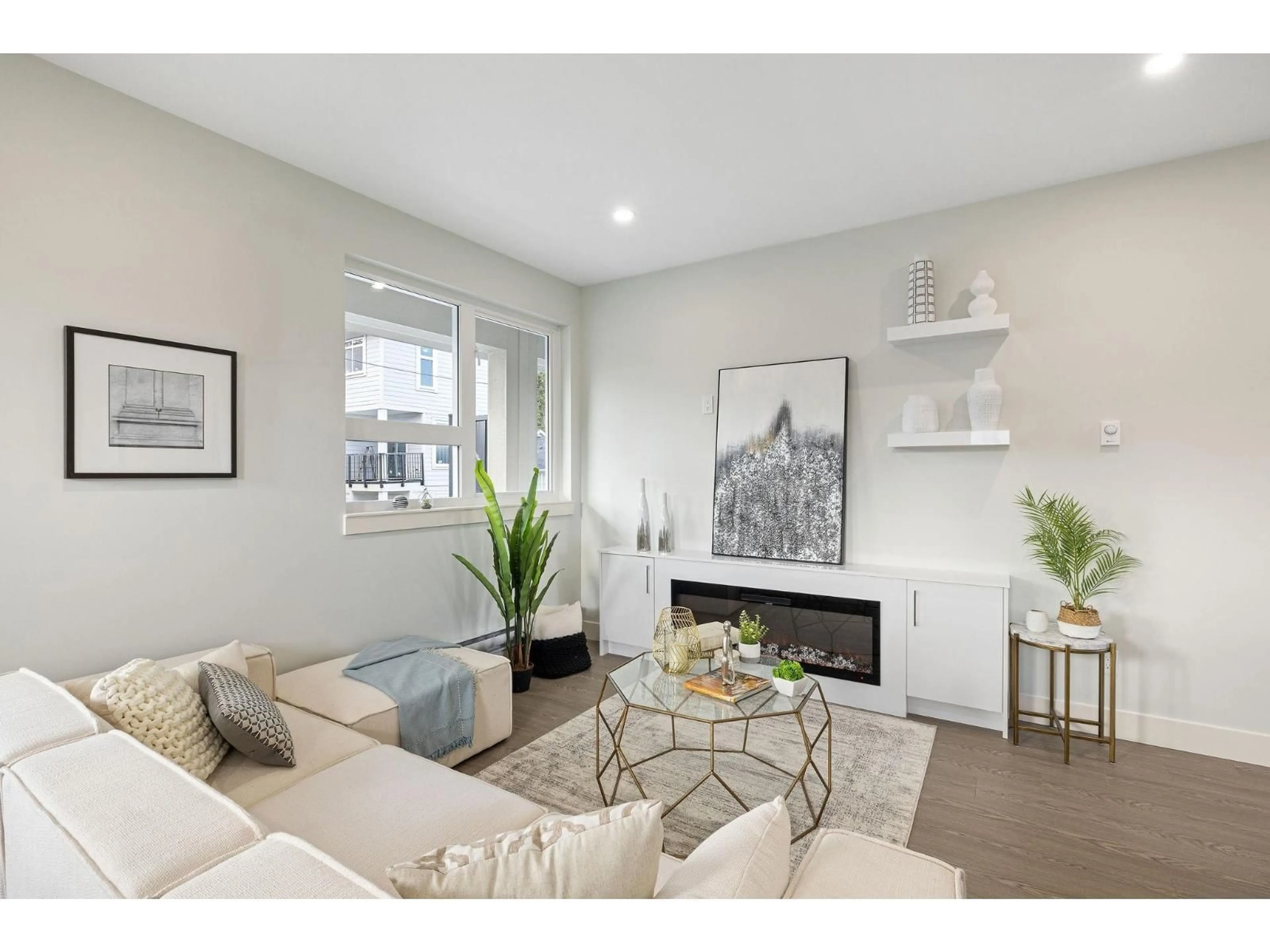 Living room with furniture, unknown for 12 - 14391 61A, Surrey British Columbia V3X0E5