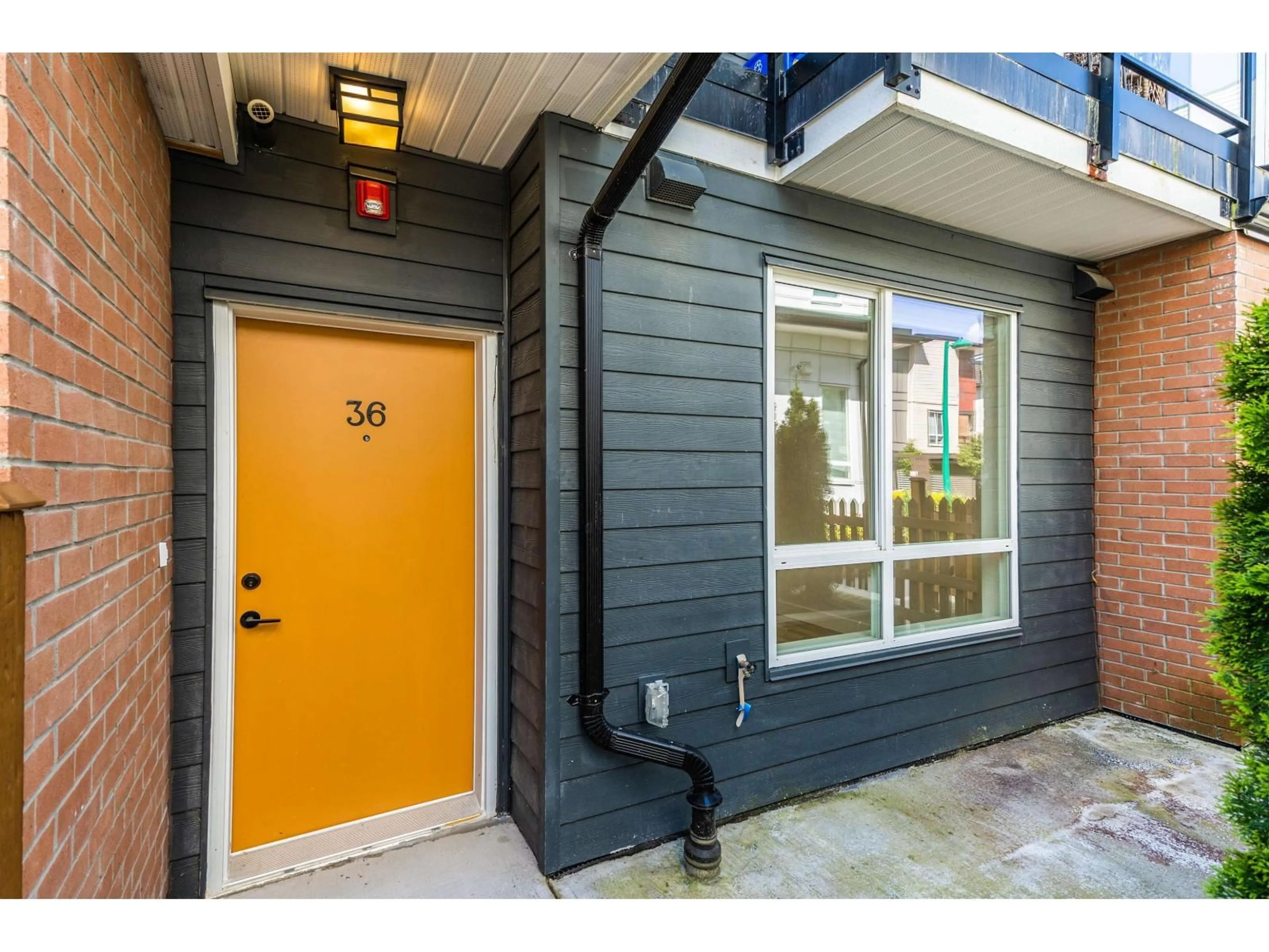 Indoor entryway for 36 - 18855 72, Surrey British Columbia V4N6V6