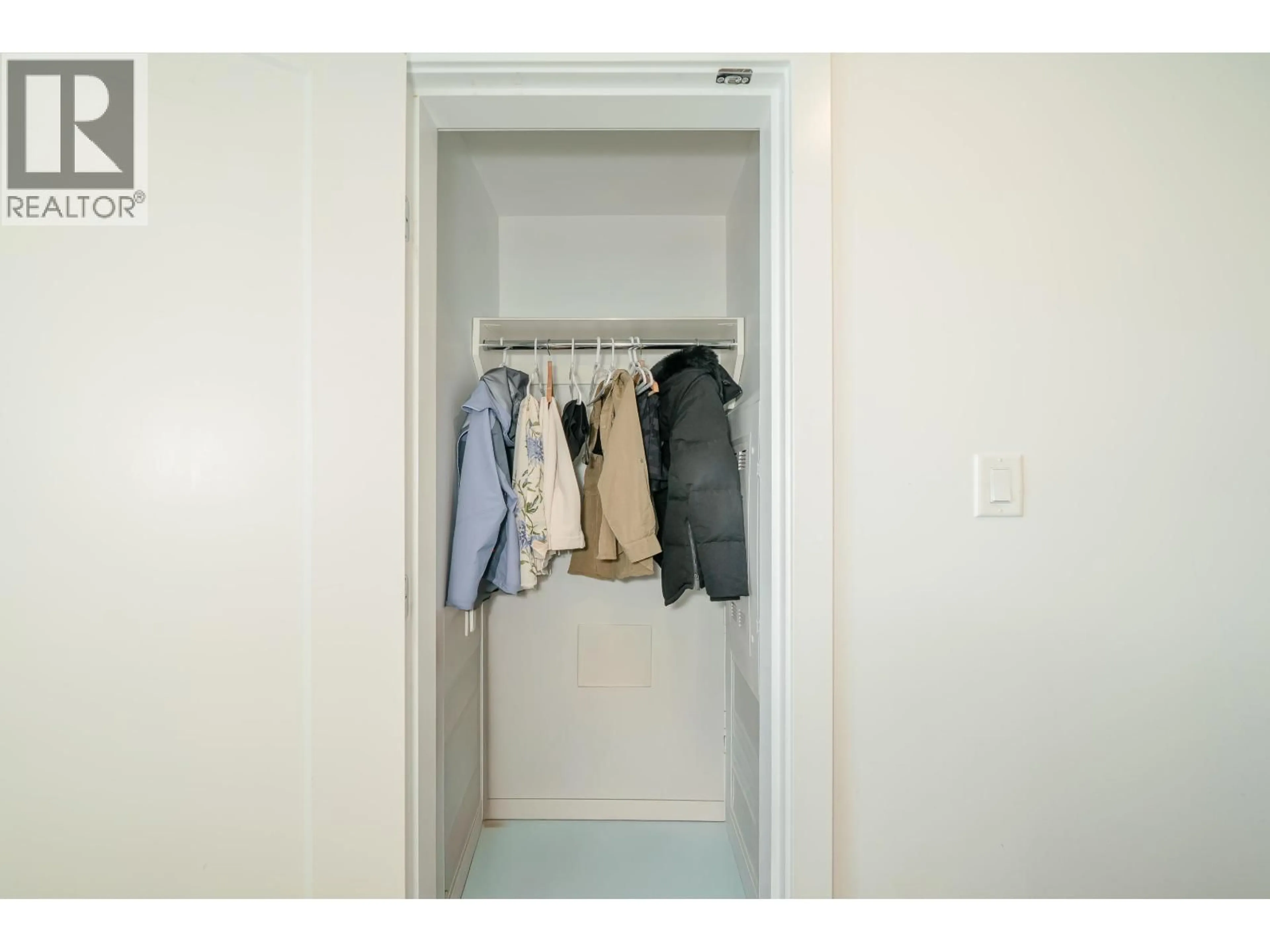 Storage room or clothes room or walk-in closet for 1702 - 2311 BETA AVENUE, Burnaby British Columbia V5C0M1