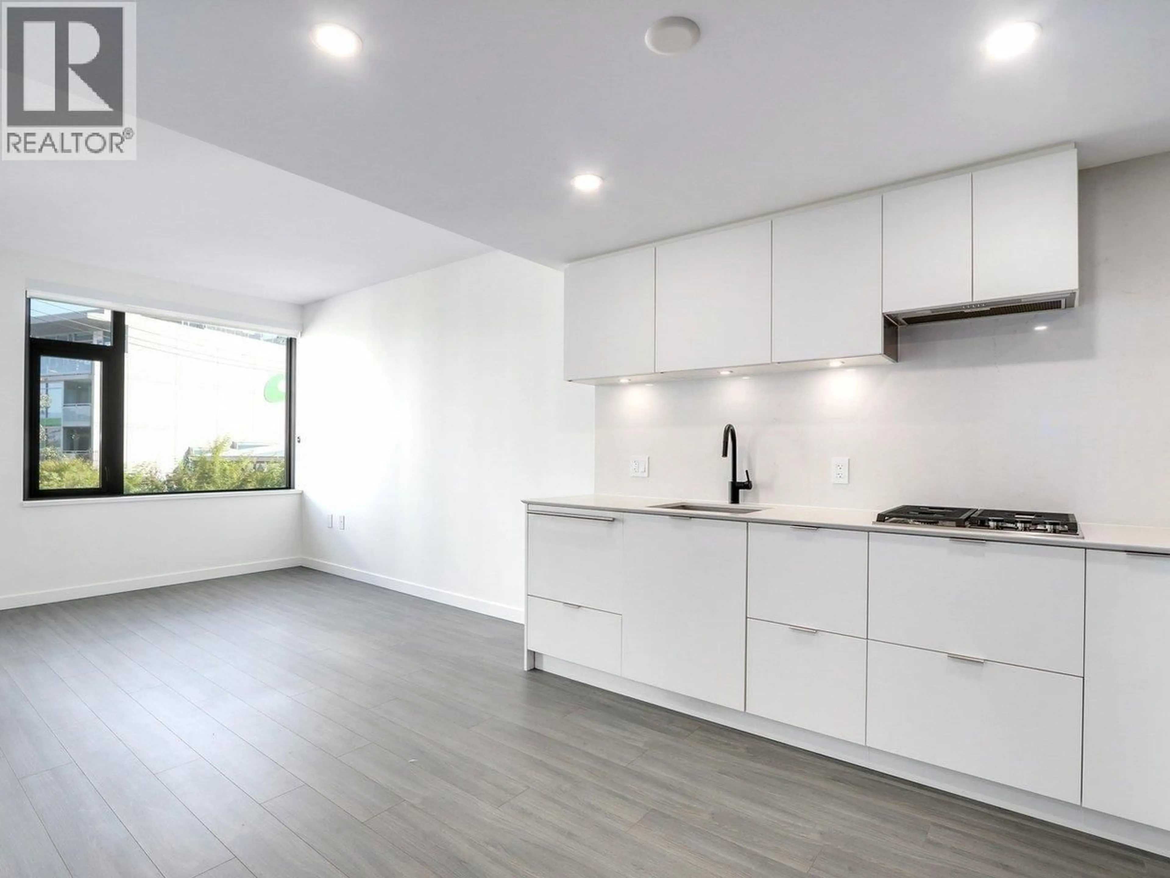 Open concept kitchen, unknown for 502 - 210 5TH AVENUE, Vancouver British Columbia V5T0K1