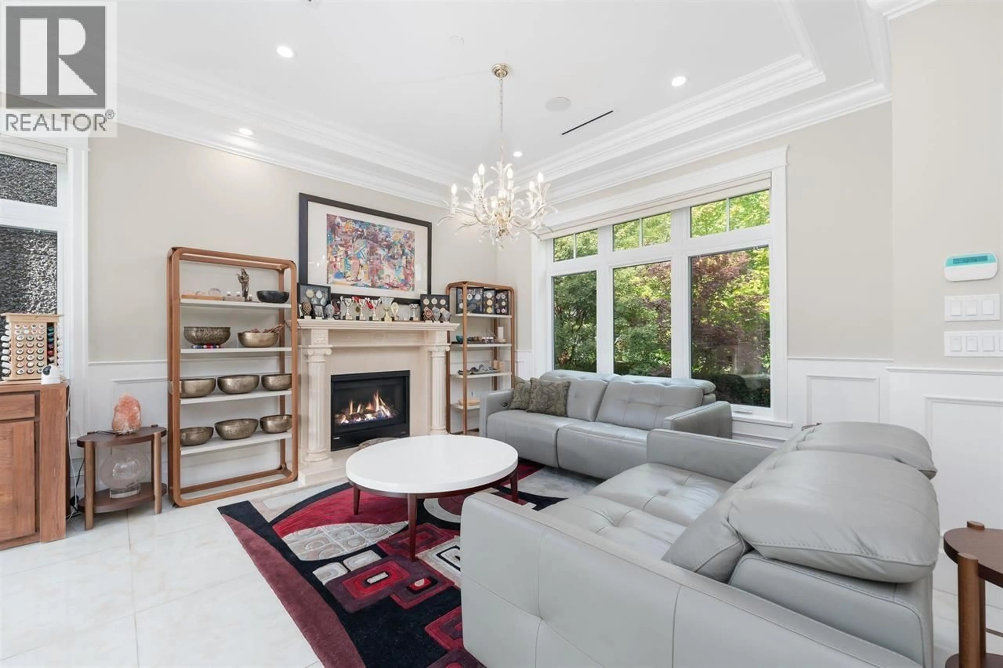 Living room with furniture, unknown for 4650 6TH AVENUE, Vancouver British Columbia V6R1V7