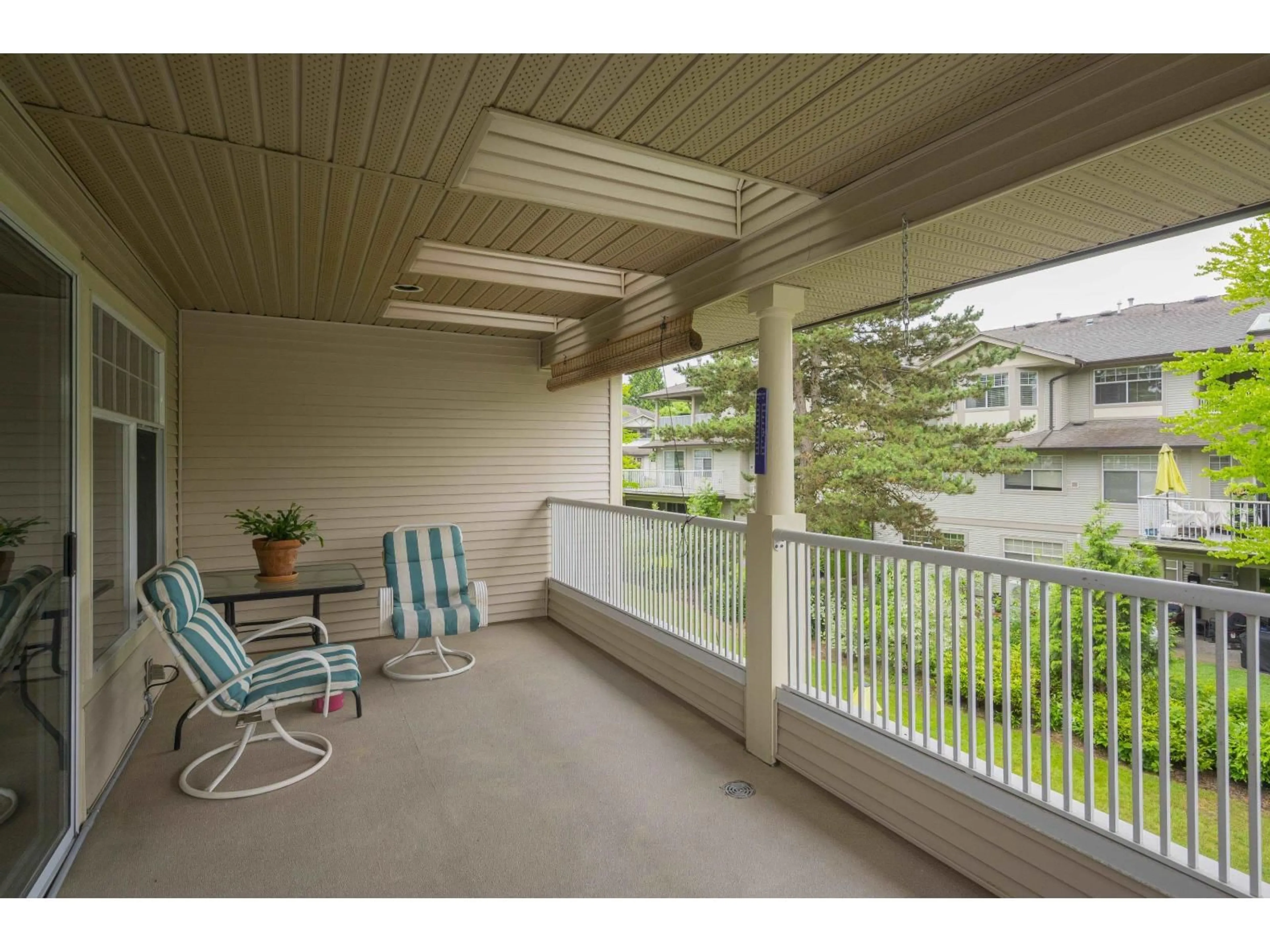 Patio, water/lake/river/ocean view for 201 - 20391 96 AVENUE, Langley British Columbia V1M2L2