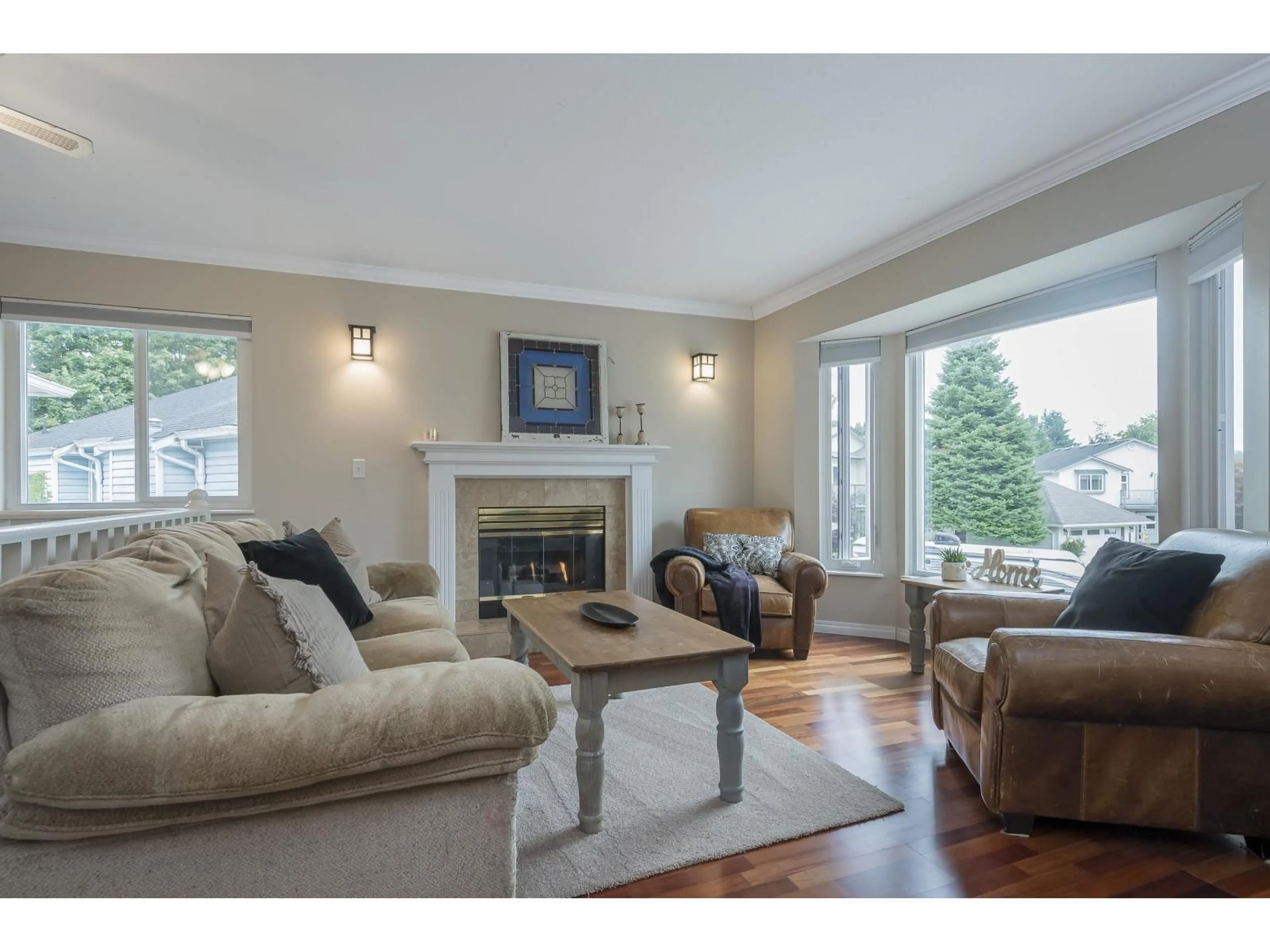 Living room with furniture, wood/laminate floor for 3306 274A, Langley British Columbia V4W3J2