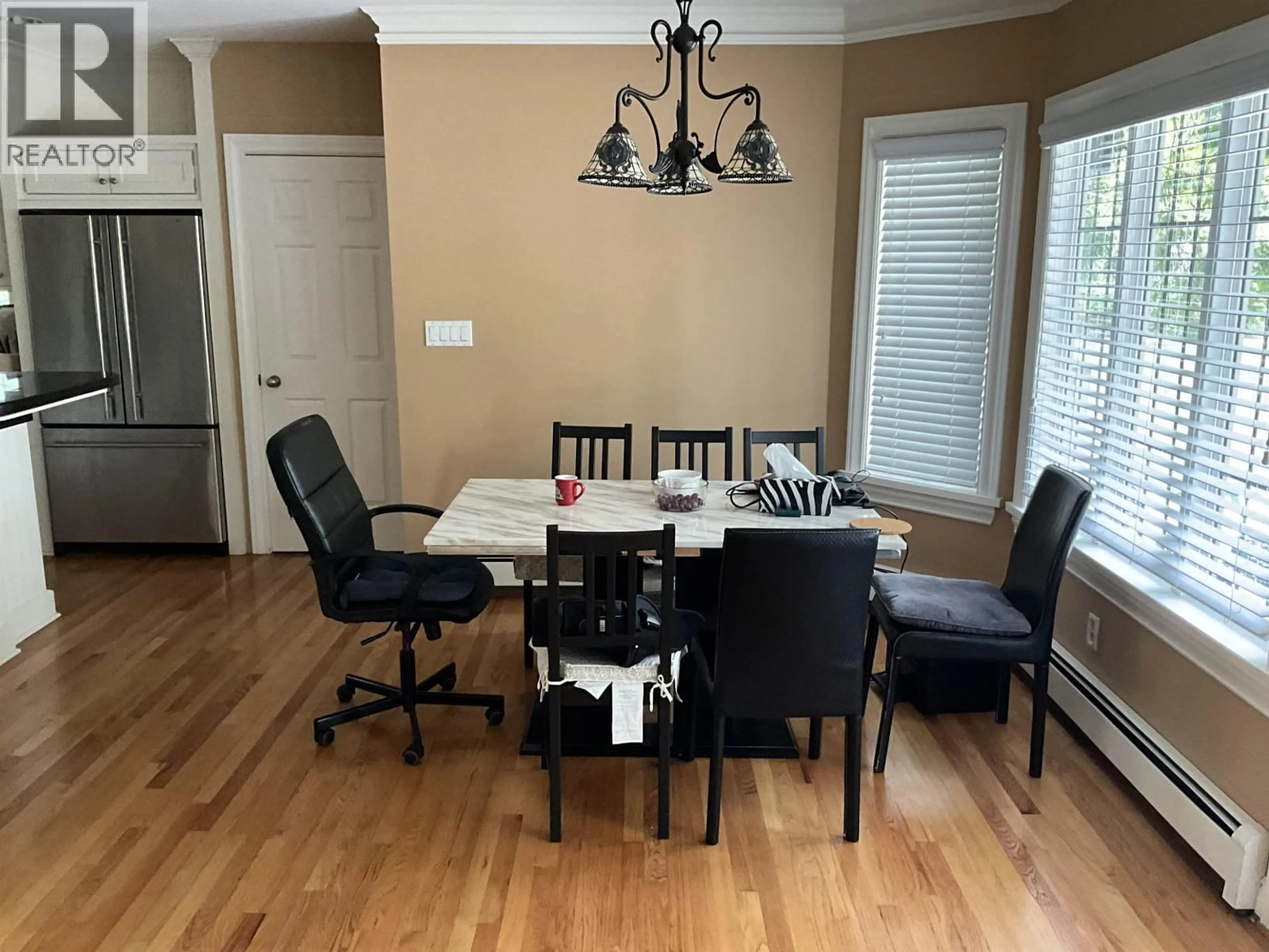 Dining room, wood/laminate floor for 1667 40TH AVENUE, Vancouver British Columbia V6M1W1