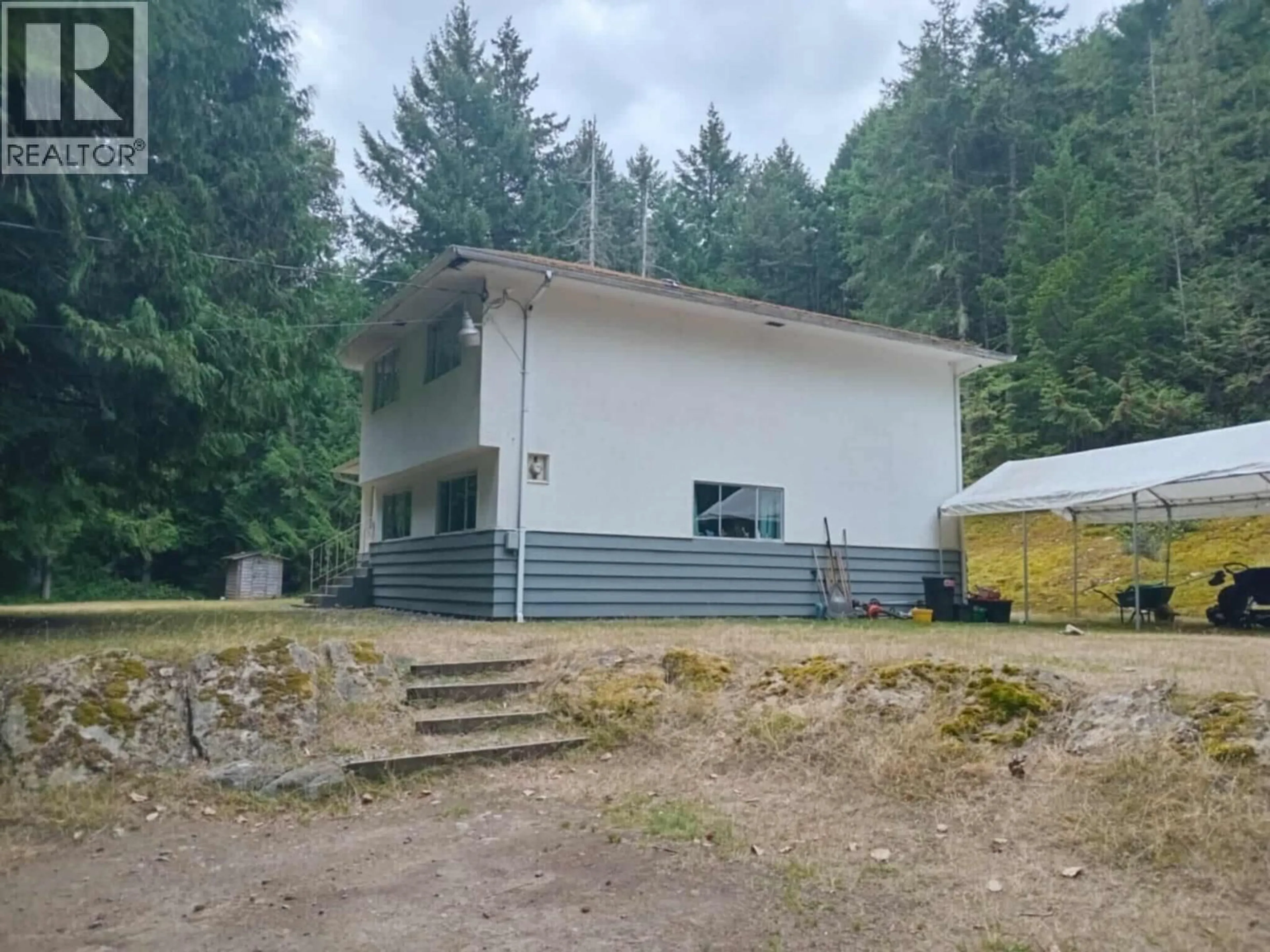 A pic from outside/outdoor area/front of a property/back of a property/a pic from drone, building for 570 WAUGH ROAD, Mayne Island British Columbia V0N2J1