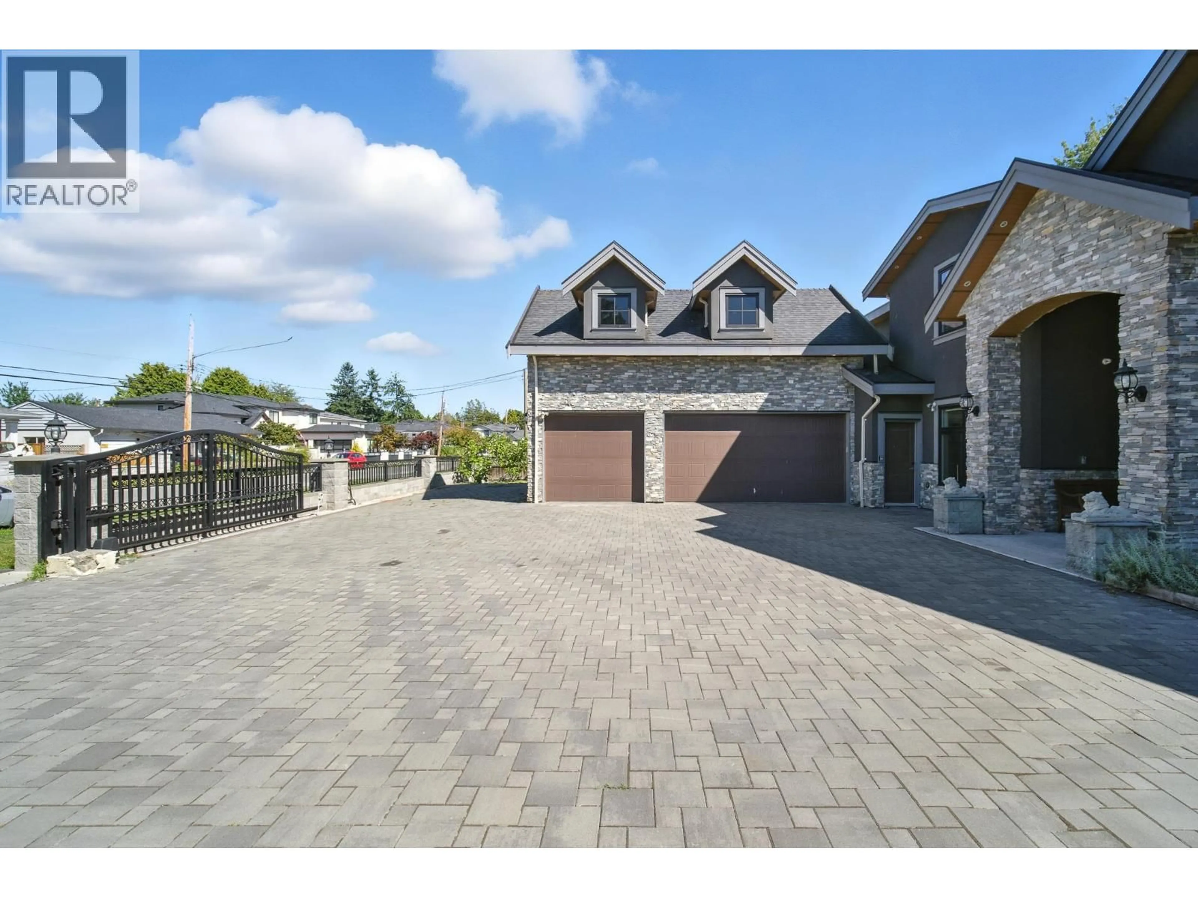 Unknown for 8600 LESLIE ROAD, Richmond British Columbia V6X2V7