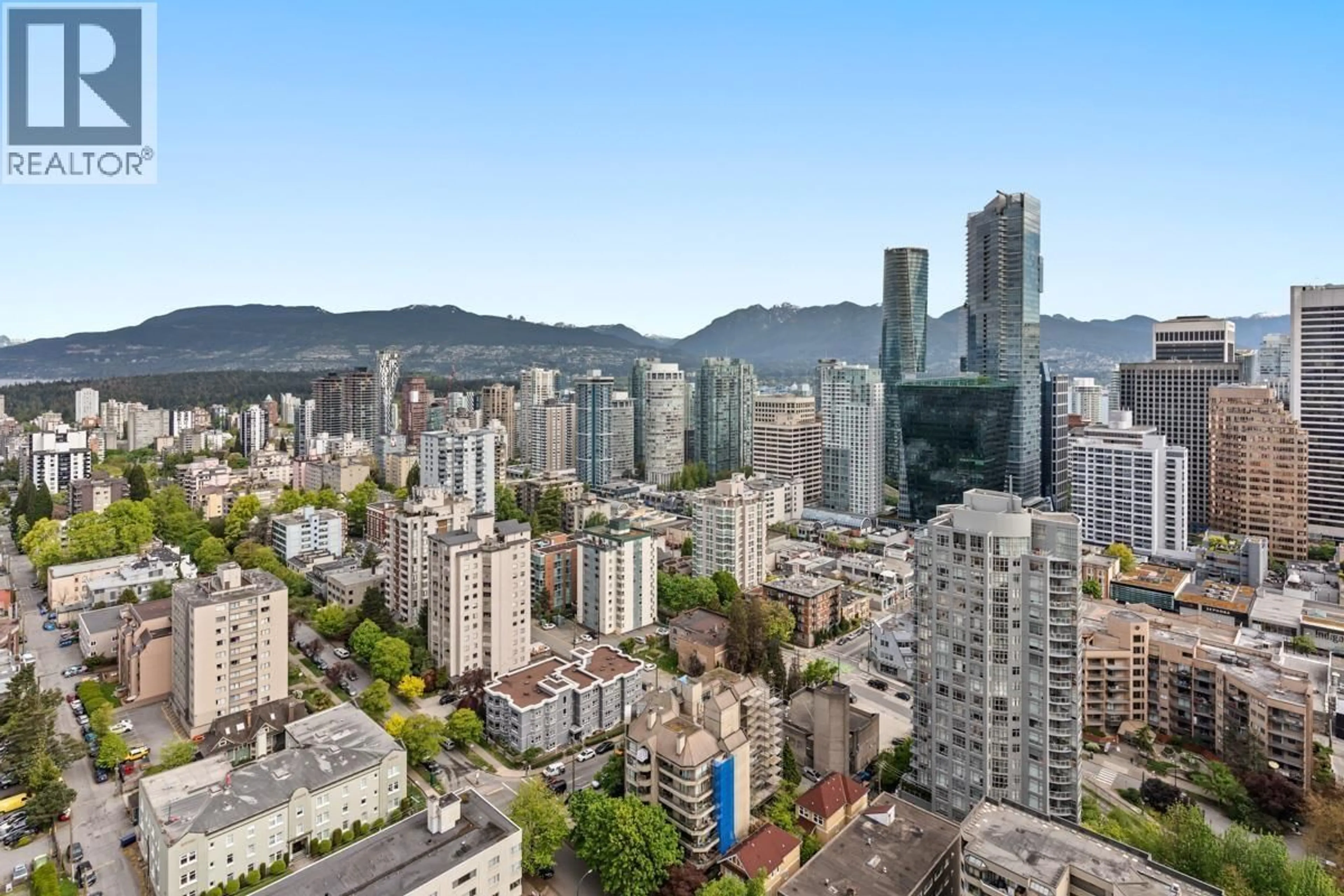 A pic from outside/outdoor area/front of a property/back of a property/a pic from drone, city buildings view from balcony for 2808 - 1033 NELSON STREET, Vancouver British Columbia V6E0E5