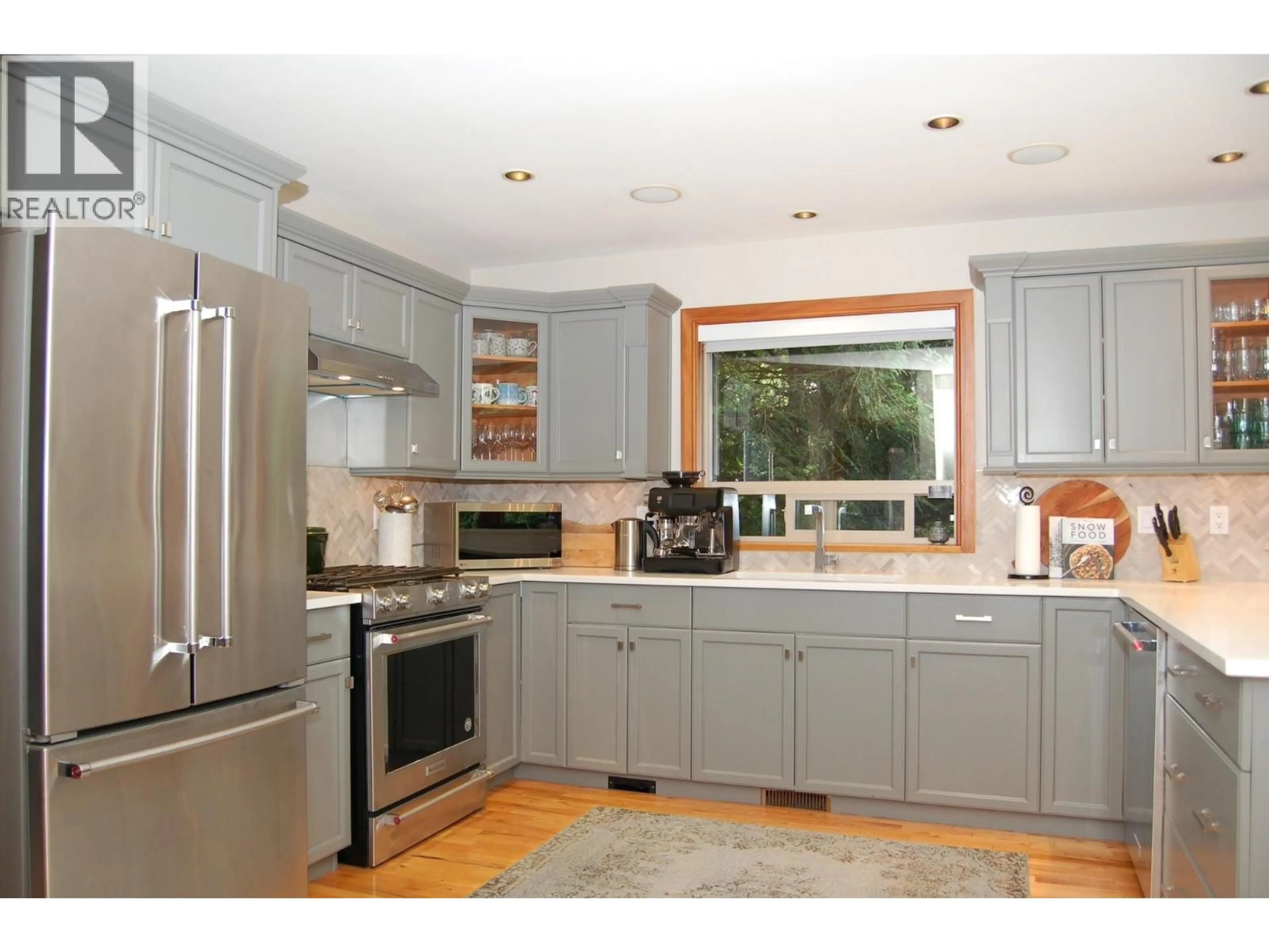 Open concept kitchen, unknown for 7208 SPRUCE GROVE CIRCLE, Whistler British Columbia V8E0E8