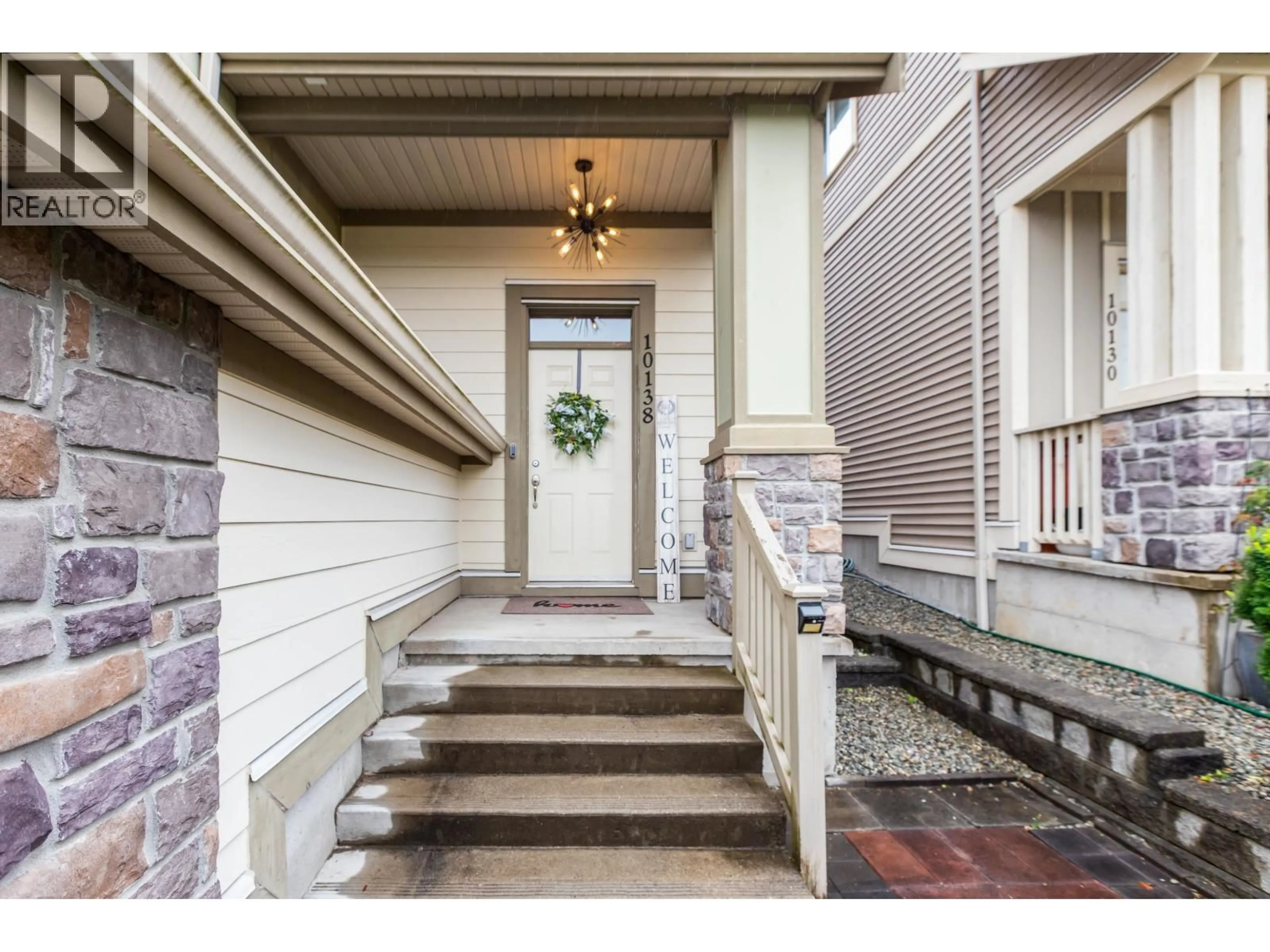 Indoor entryway for 10138 241A STREET, Maple Ridge British Columbia V2W0E6