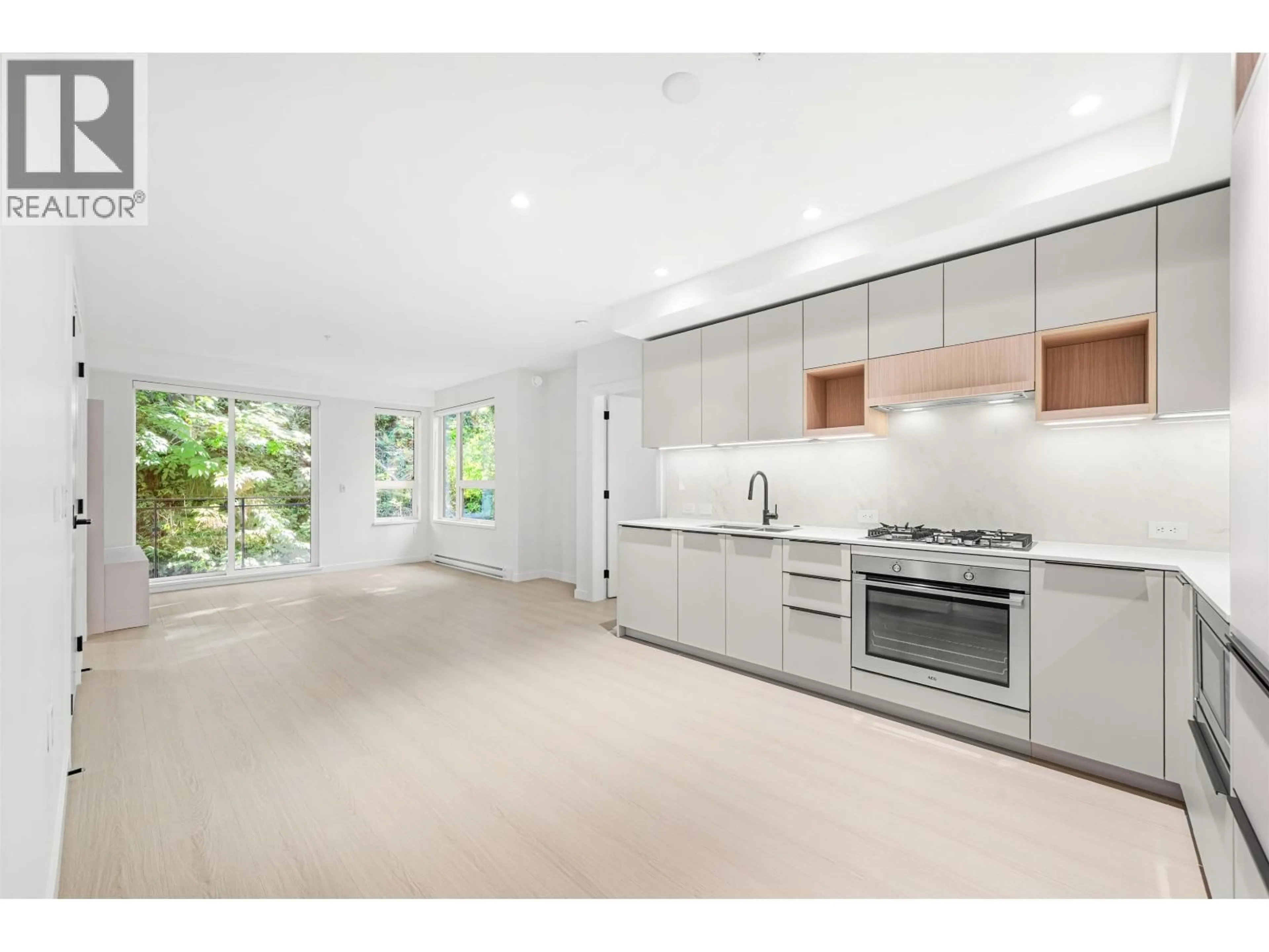 Open concept kitchen, unknown for 303 - 2015 ST. JOHNS STREET, Port Moody British Columbia V3H0N5