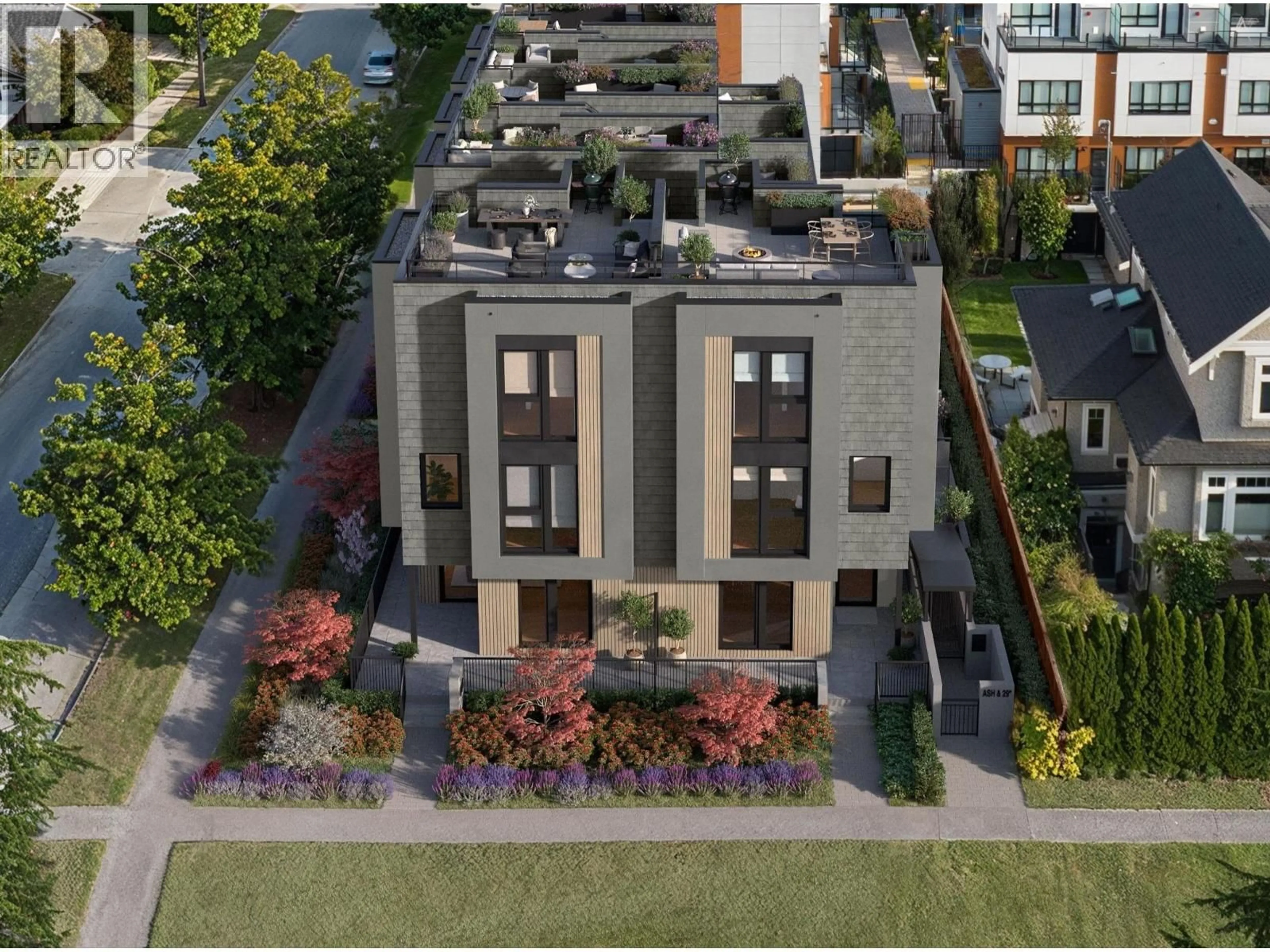 A pic from outside/outdoor area/front of a property/back of a property/a pic from drone, street for 4470 ASH STREET, Vancouver British Columbia V5Z2H8