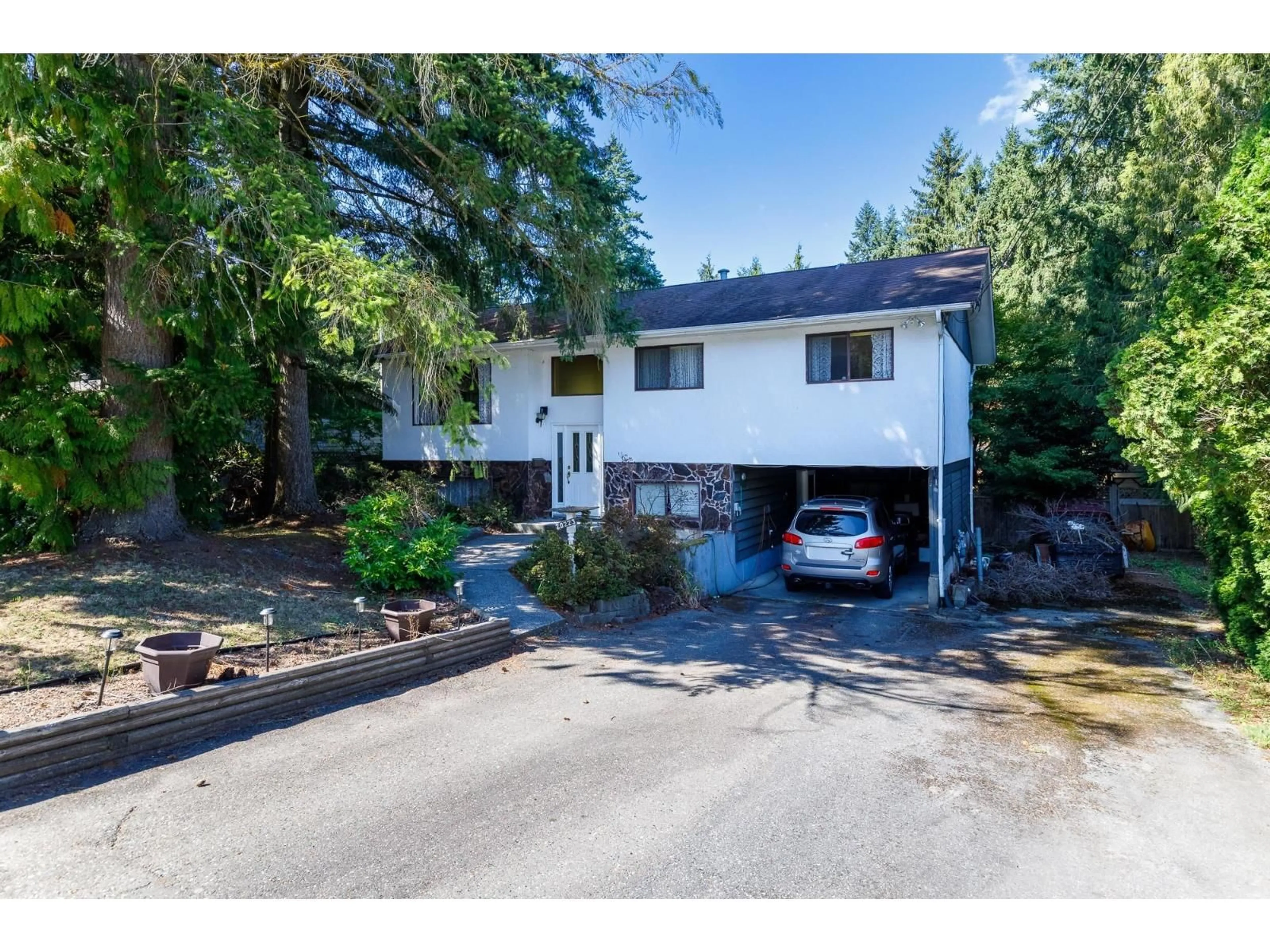A pic from outside/outdoor area/front of a property/back of a property/a pic from drone, street for 20223 36, Langley British Columbia V3A6A5