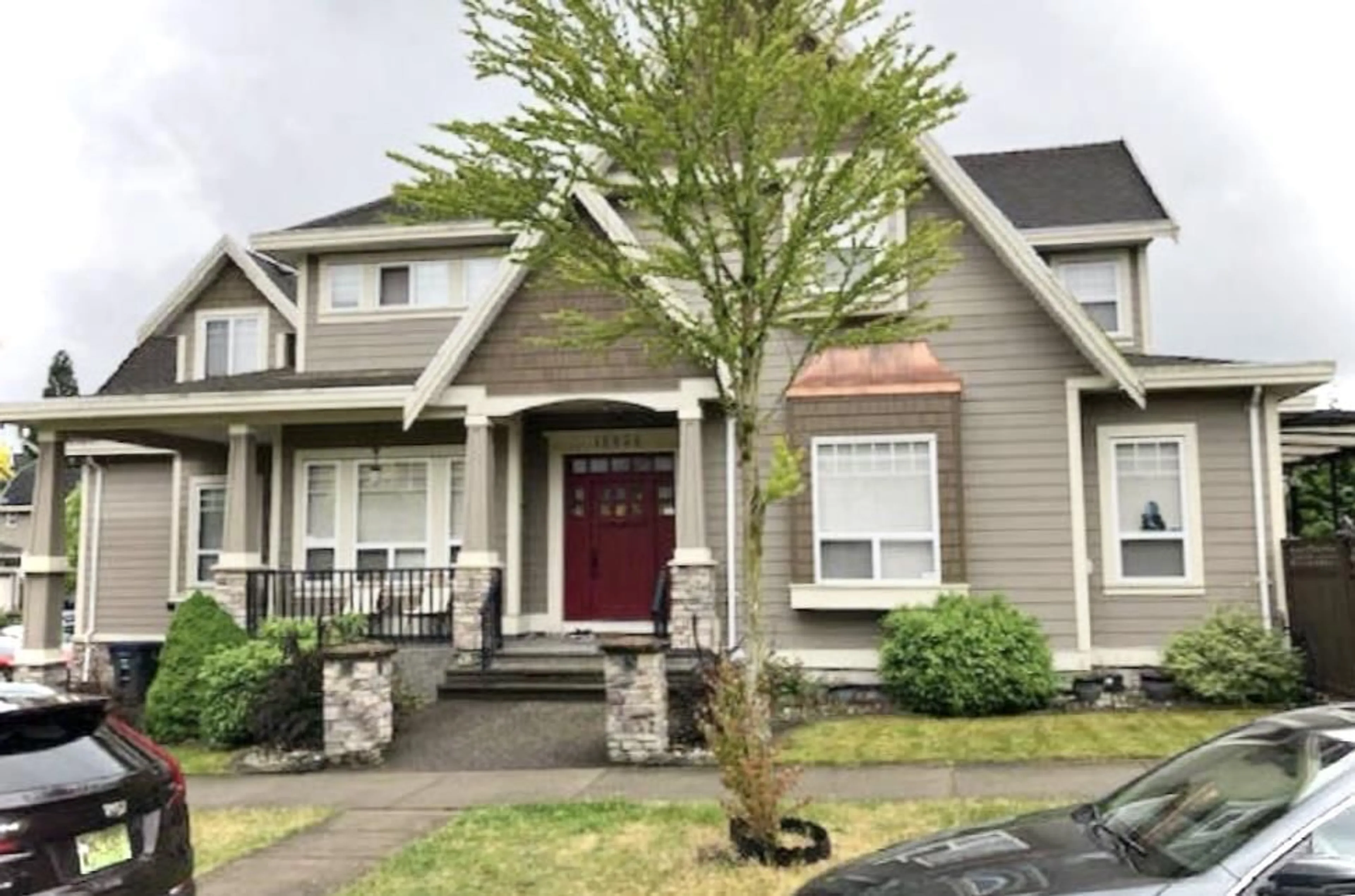 Home with vinyl exterior material, street for 18938 54A, Surrey British Columbia V3S6R4