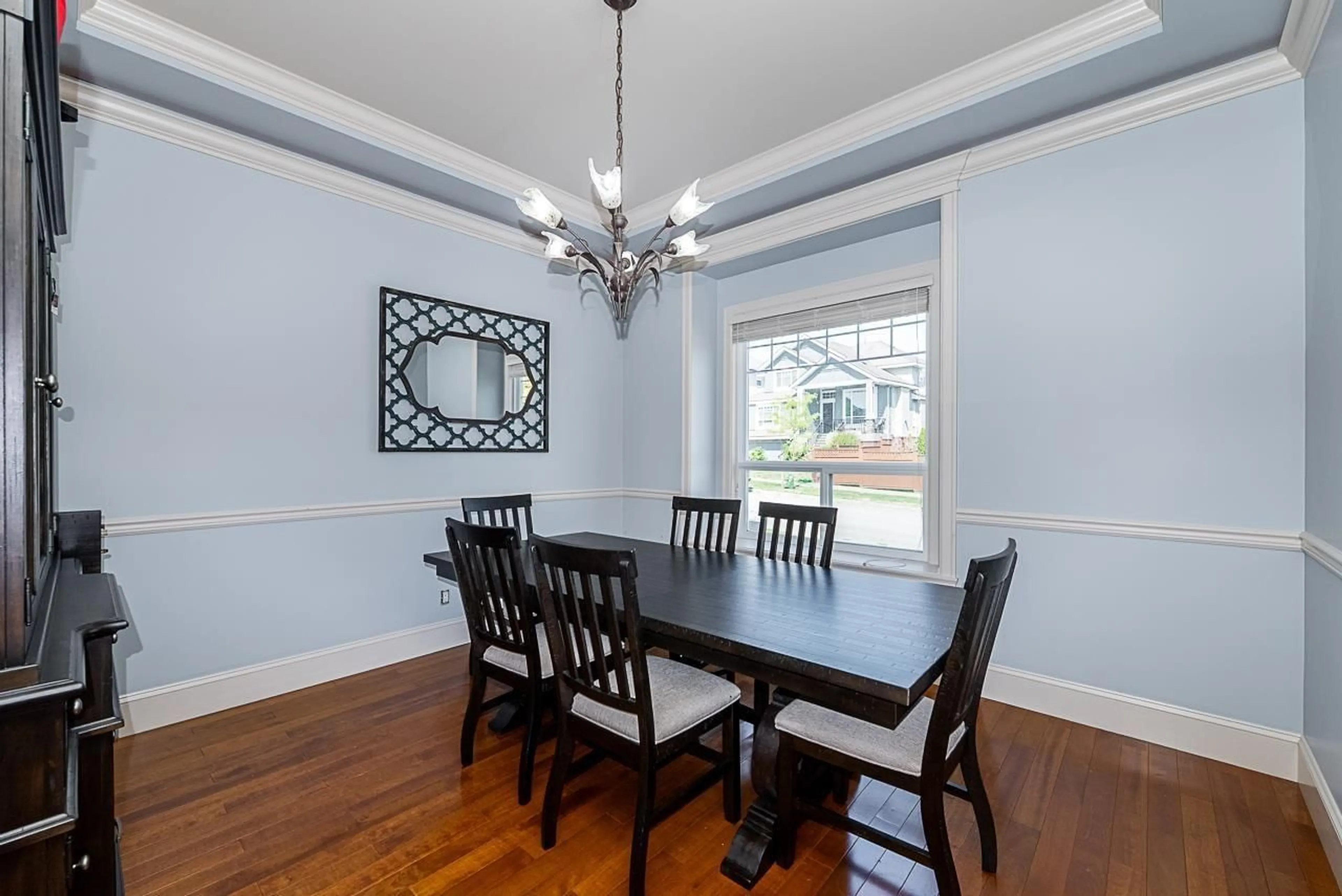 Dining room, wood/laminate floor for 18938 54A, Surrey British Columbia V3S6R4