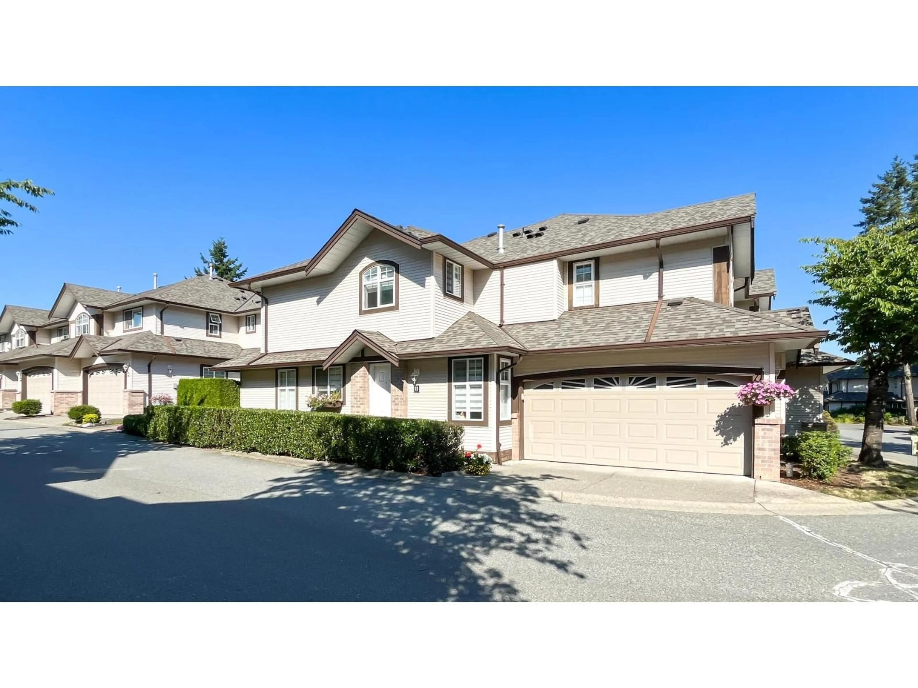 Unknown for 11 - 15959 82, Surrey British Columbia V4N0R2