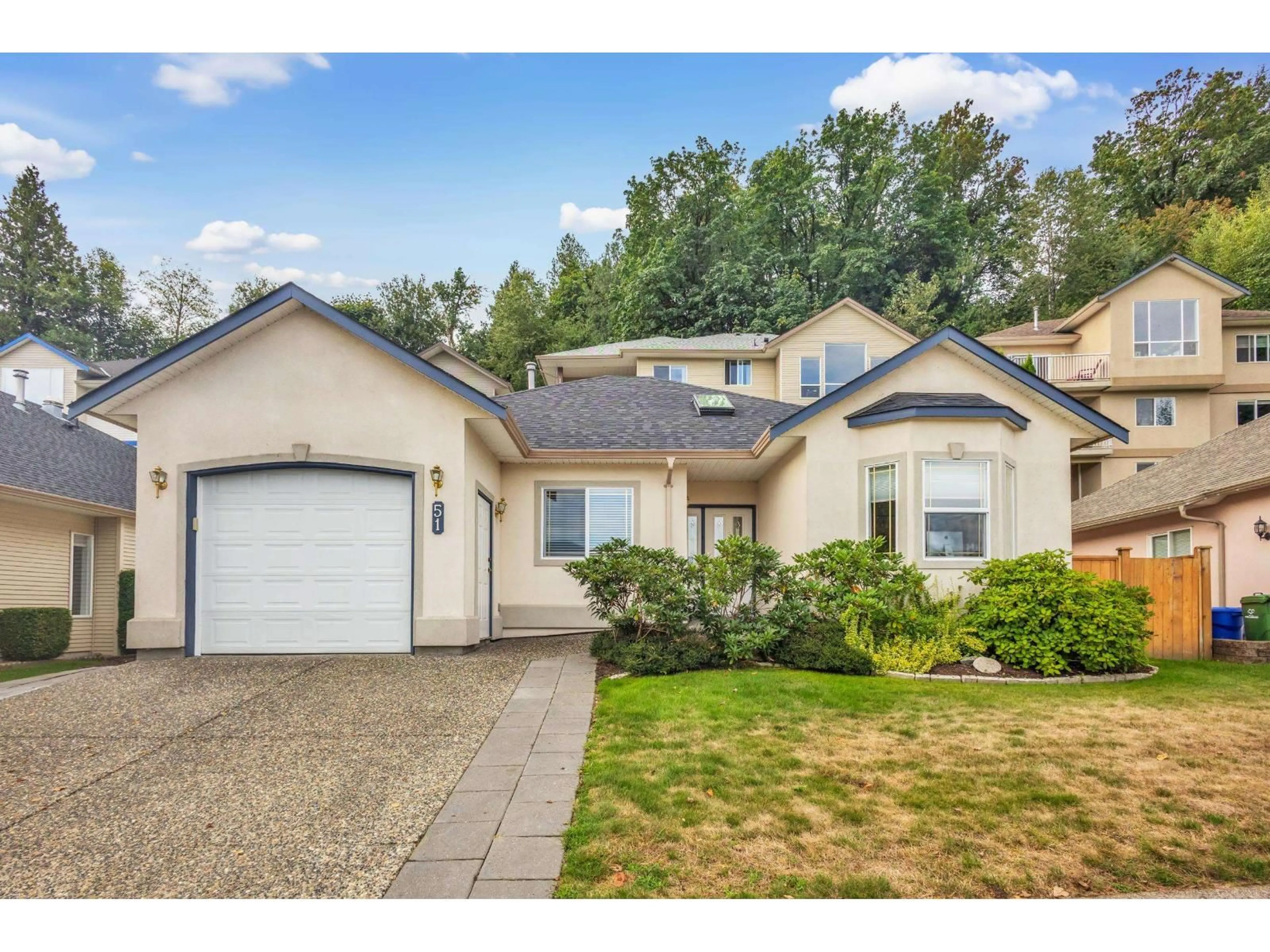 Home with vinyl exterior material, street for 51 - 47470 CHARTWELL DRIVE, Chilliwack British Columbia V2P8A2