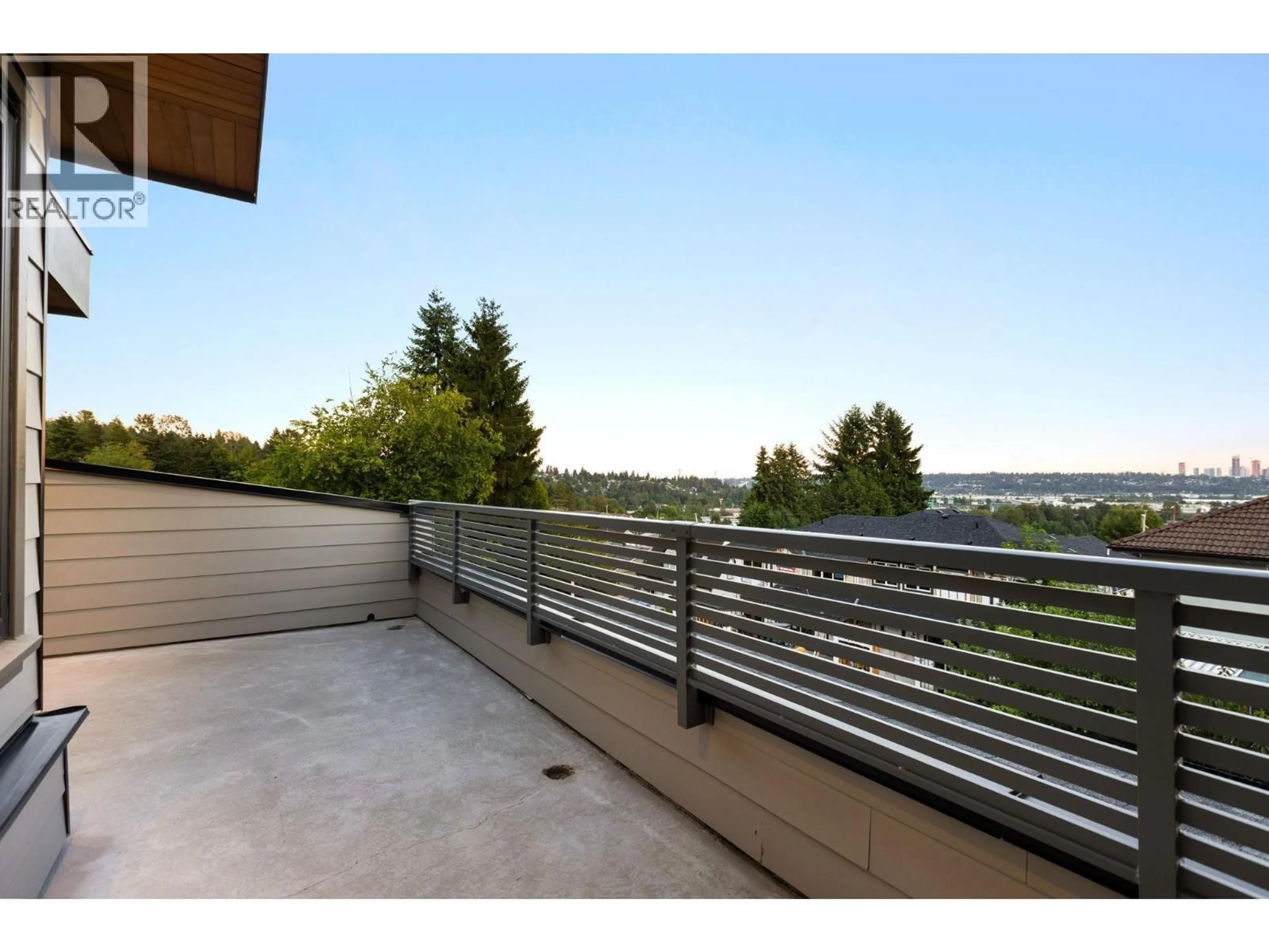 Patio, water/lake/river/ocean view for 104 - 1204 HAMMOND AVENUE, Coquitlam British Columbia V3K2P1