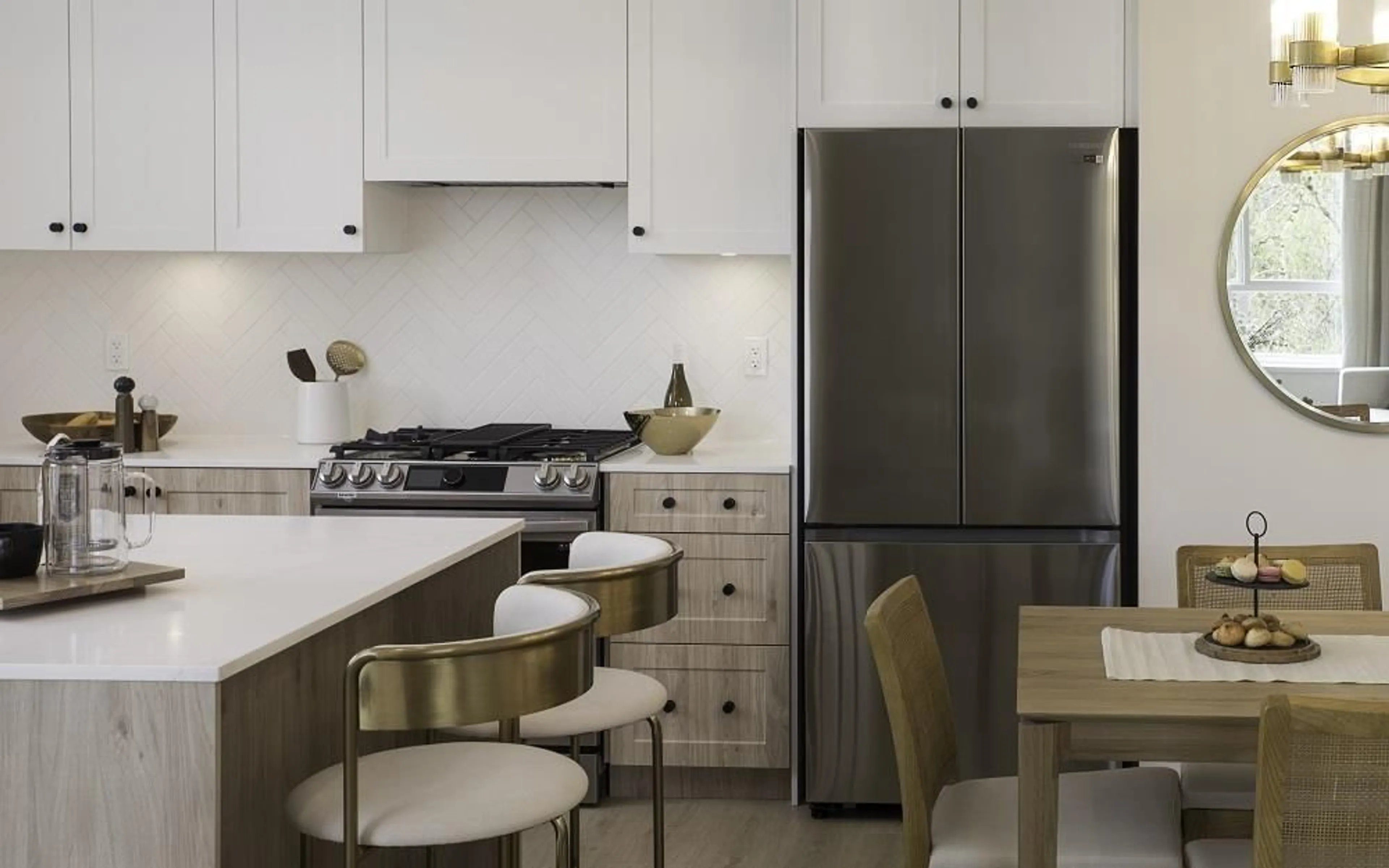 Contemporary kitchen, ceramic/tile floor for 502 - 19885 76, Langley British Columbia V2Y1S2