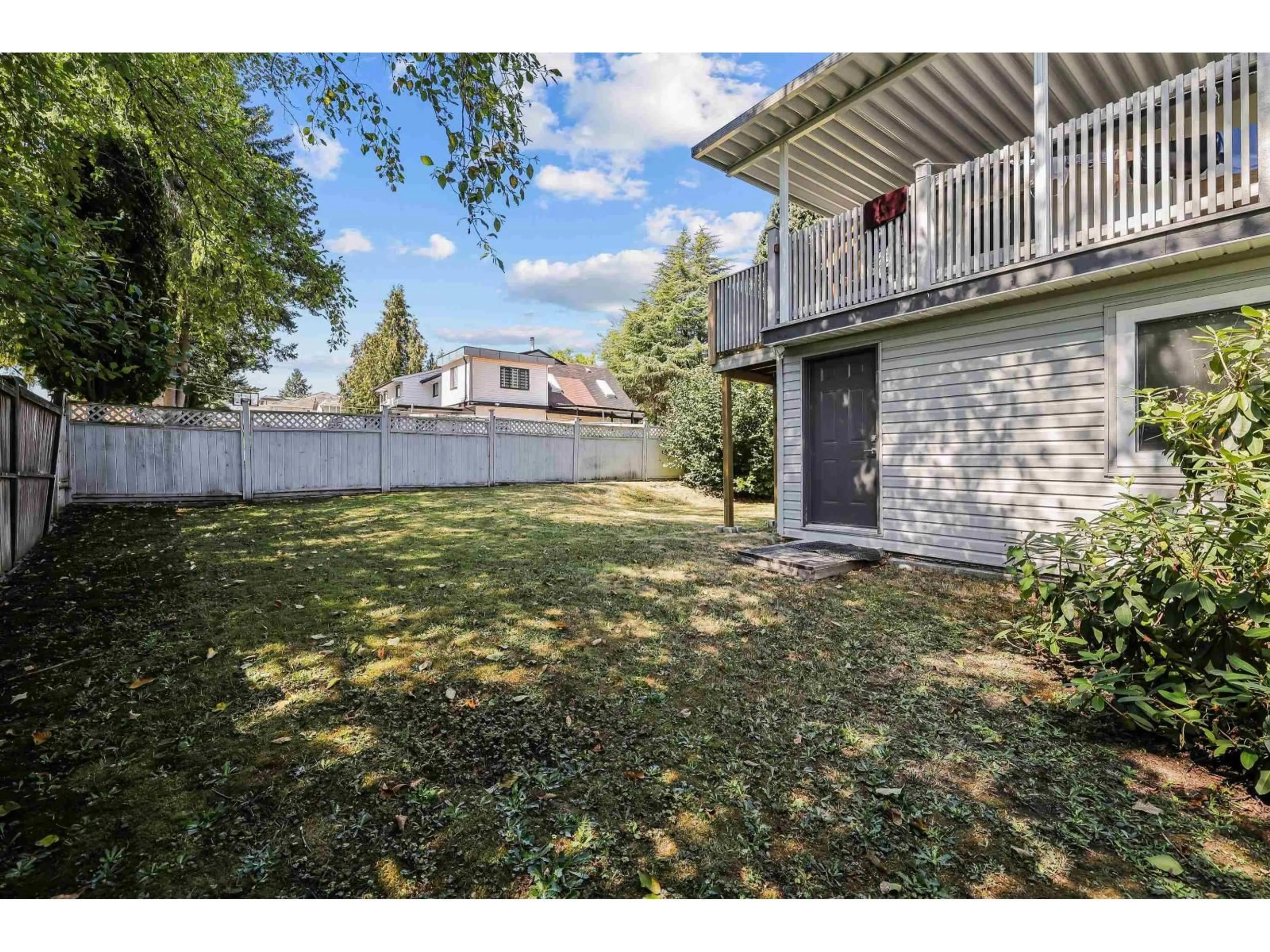 Patio, unknown for 13124 BALLOCH, Surrey British Columbia V3V6Y3