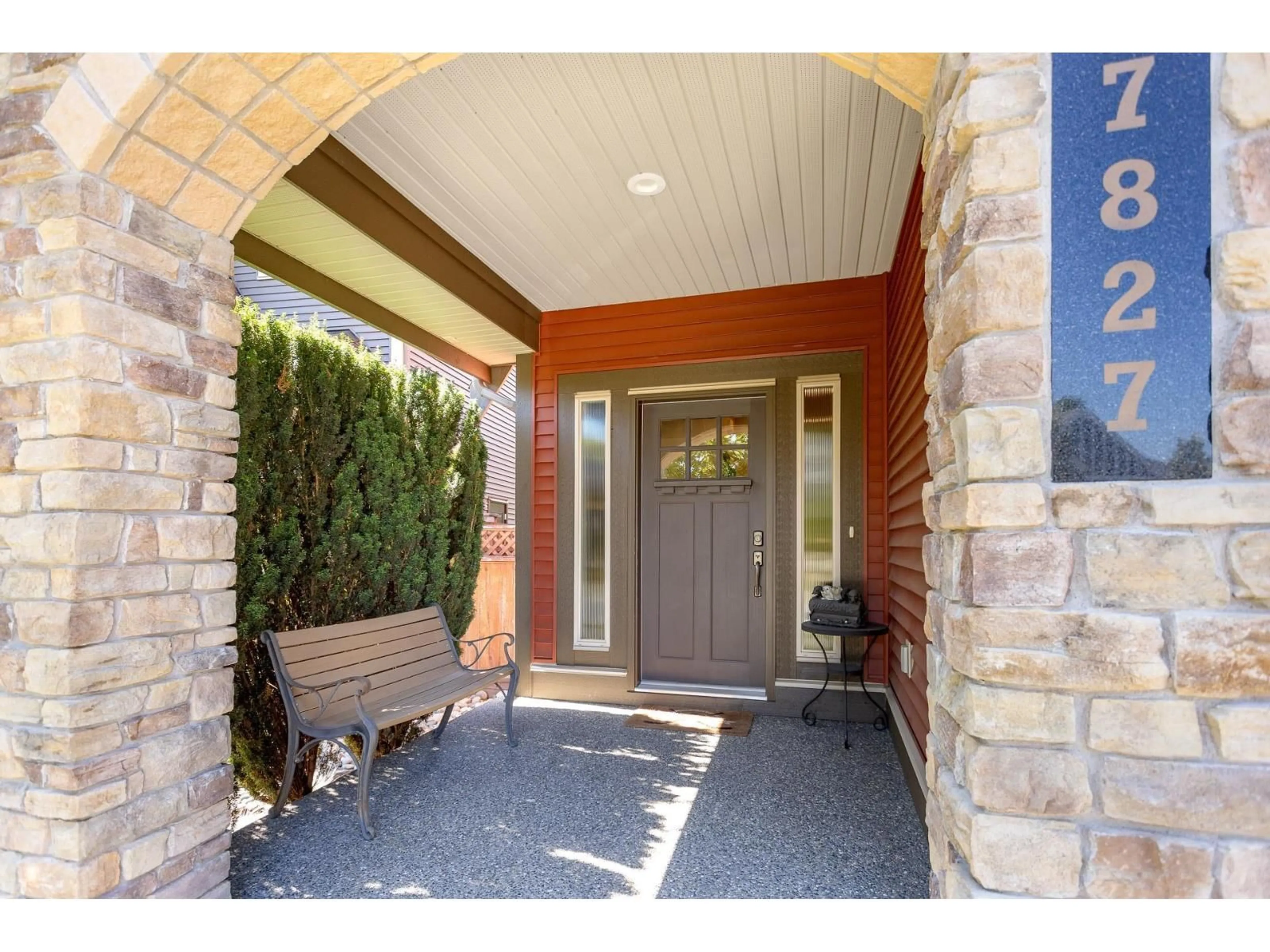 Indoor entryway for 7827 210TH, Langley British Columbia V2Y0H7
