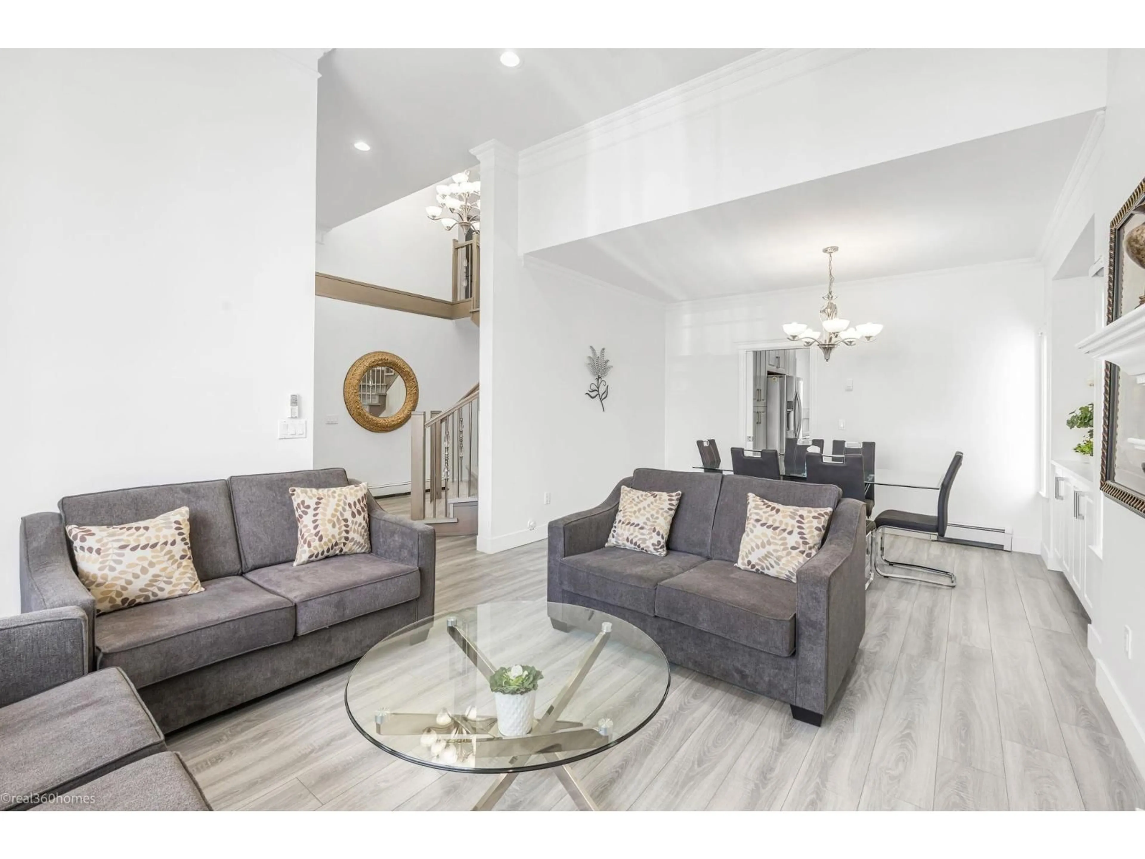 Living room with furniture, unknown for 14642 67A, Surrey British Columbia V3S0Z4