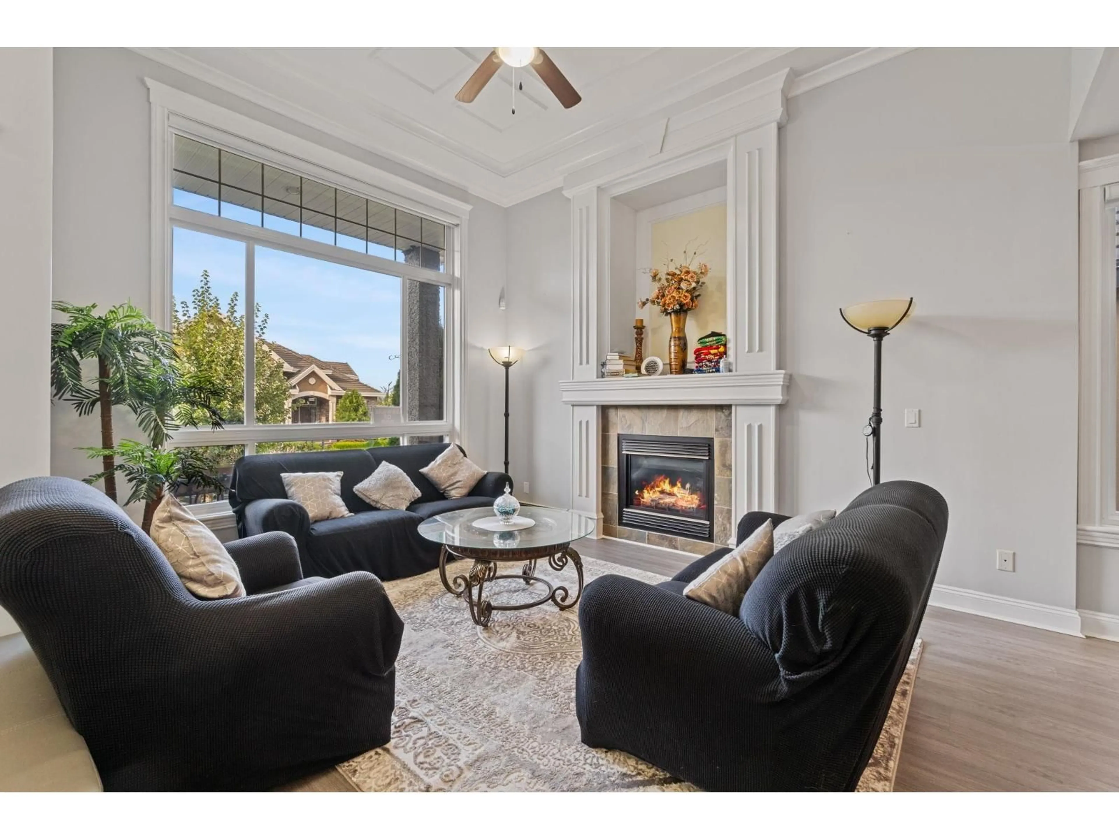 Living room with furniture, unknown for 14788 74, Surrey British Columbia V3S8Y8