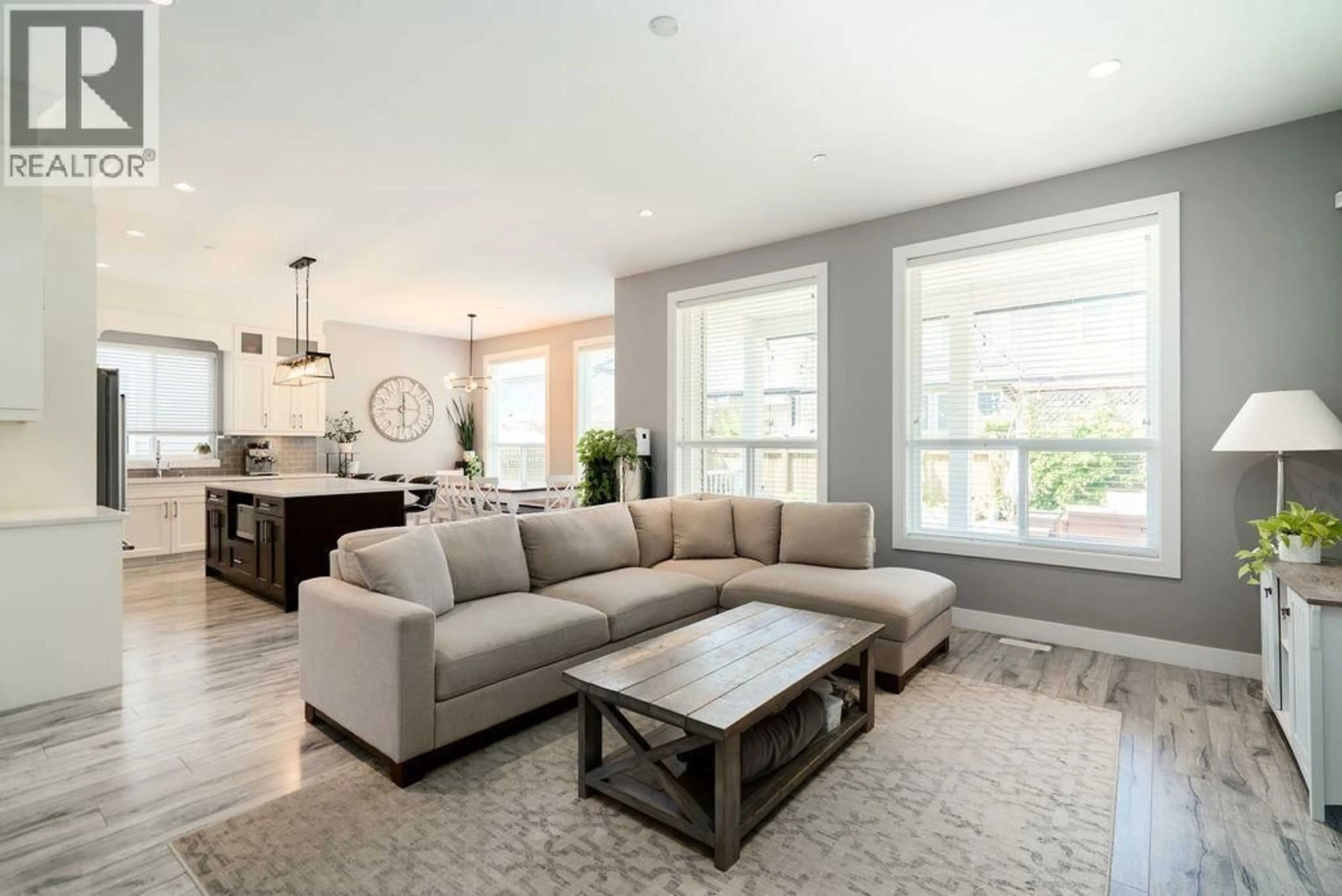 Living room with furniture, unknown for 11241 243 STREET, Maple Ridge British Columbia V2W1H5
