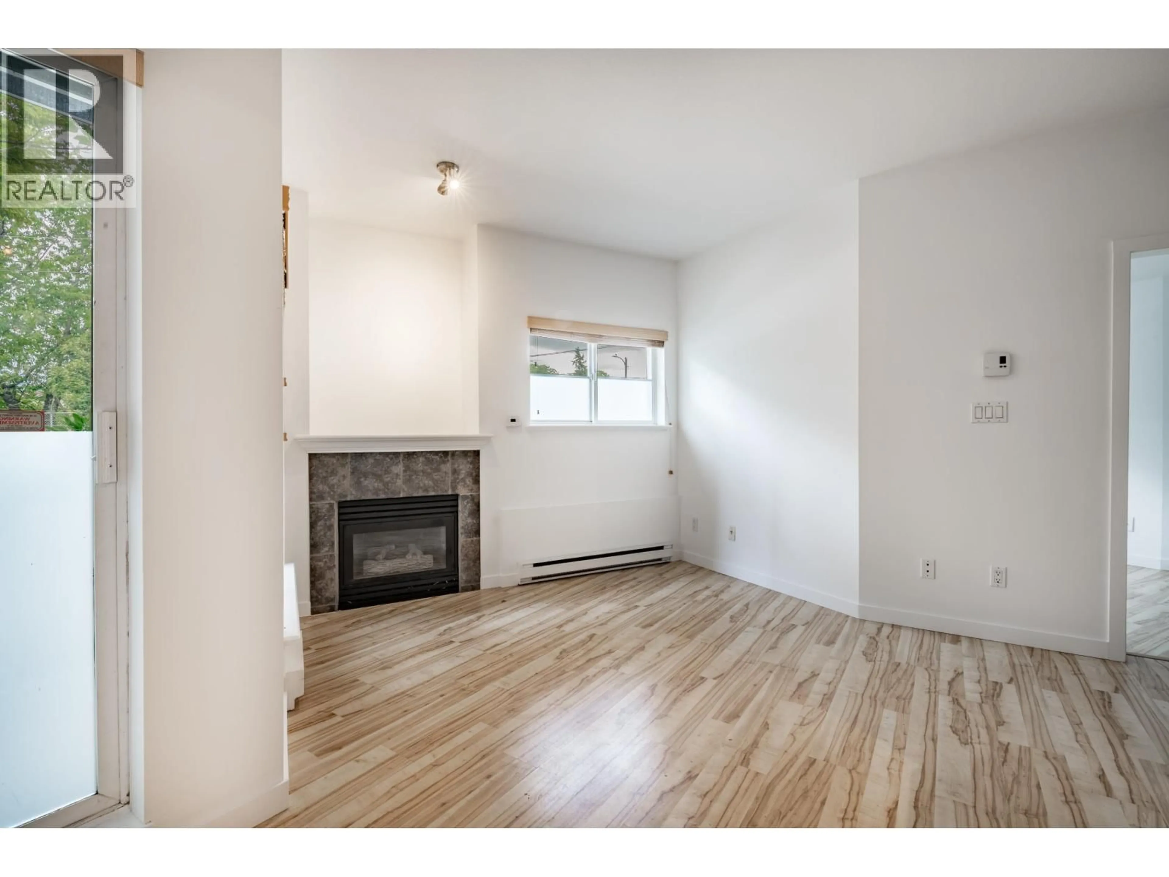 A pic of a room for 103 - 1688 8TH AVENUE, Vancouver British Columbia V5N1T5
