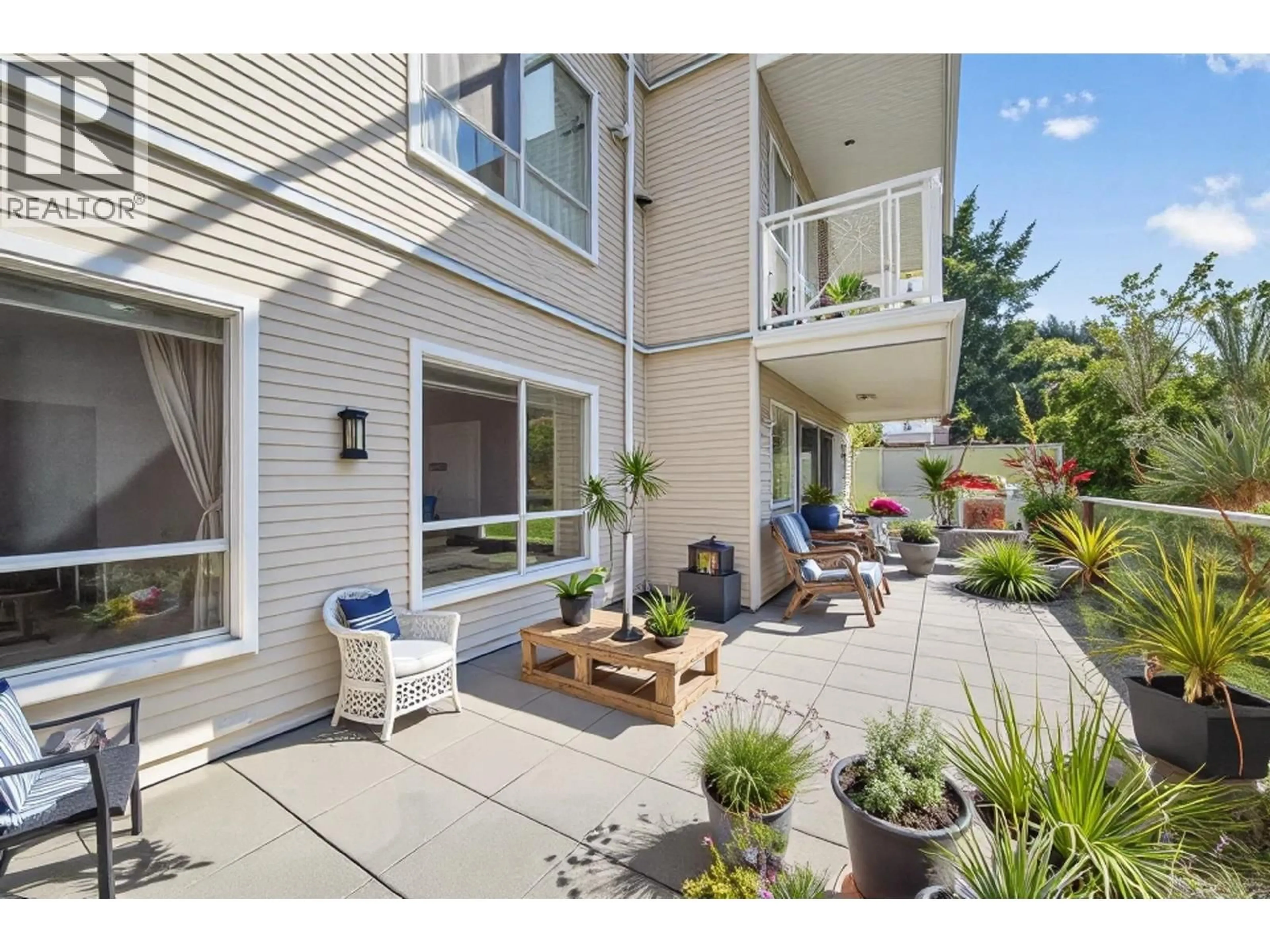 Patio, street for 114 - 3400 MARINE DRIVE, Vancouver British Columbia V5S4P8