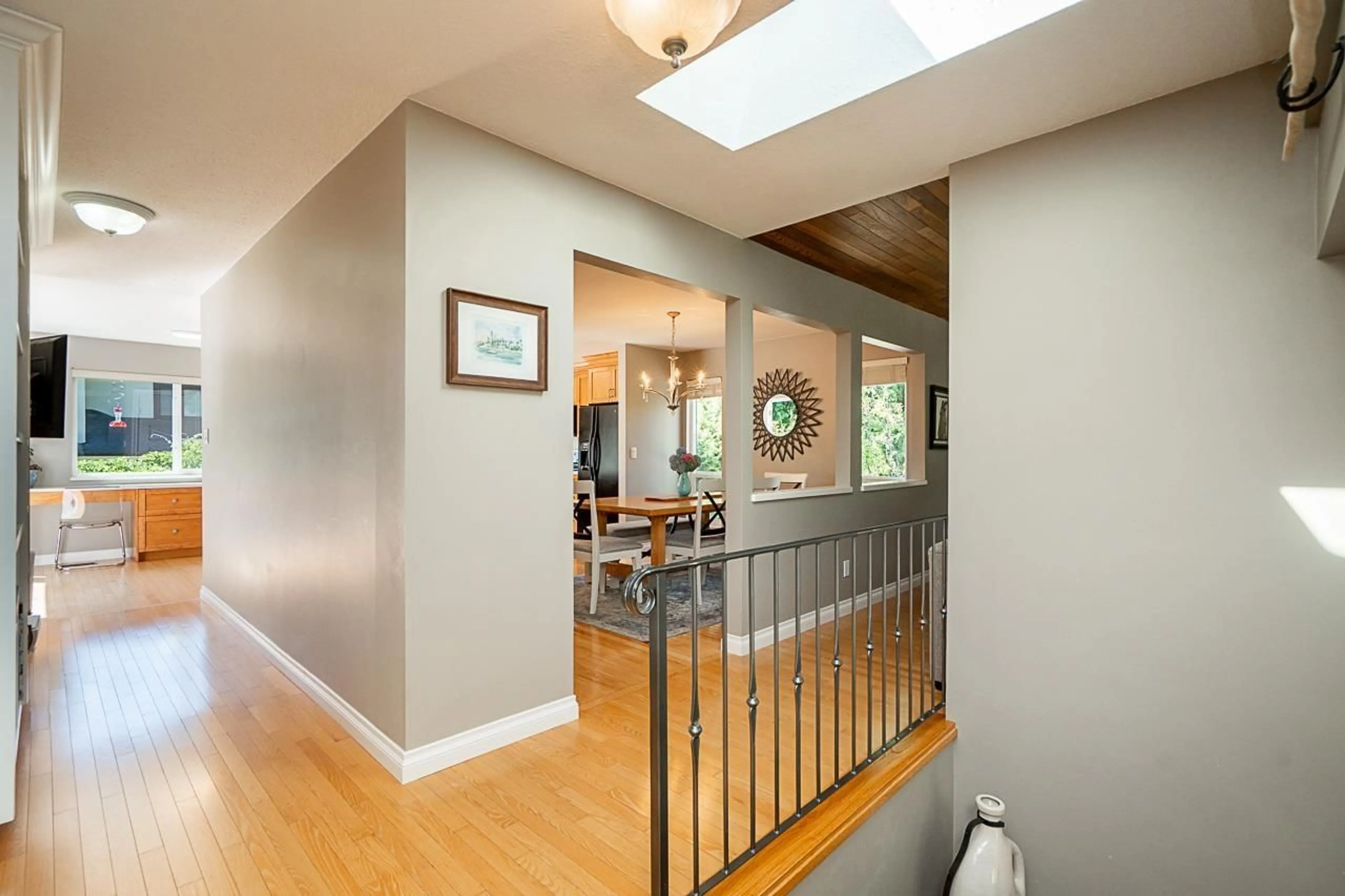 Indoor entryway for 11562 COMMONWEALTH, Delta British Columbia V4E2N1