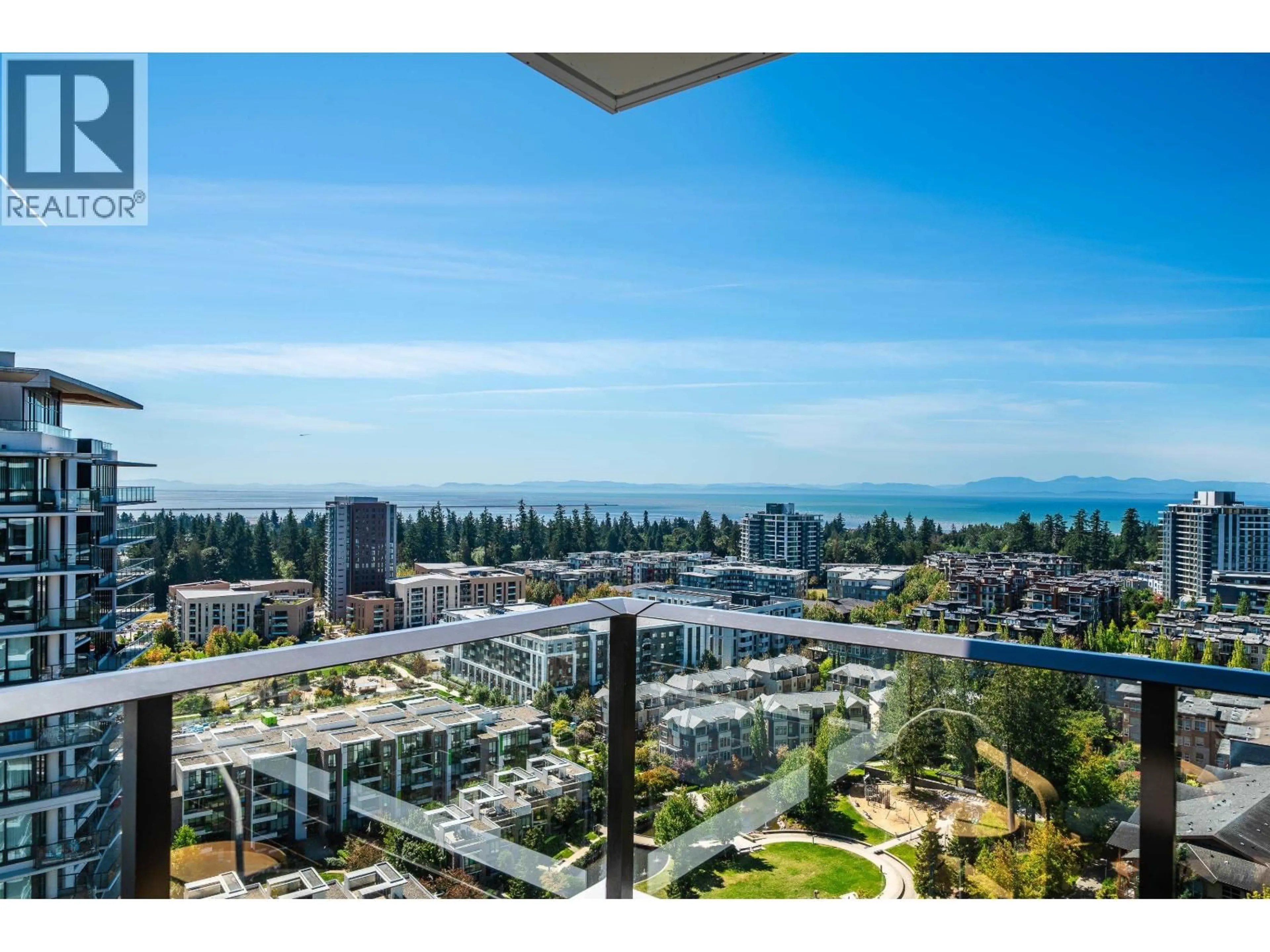 A pic from outside/outdoor area/front of a property/back of a property/a pic from drone, city buildings view from balcony for 2001 - 5629 BIRNEY AVENUE, Vancouver British Columbia V6S0L5