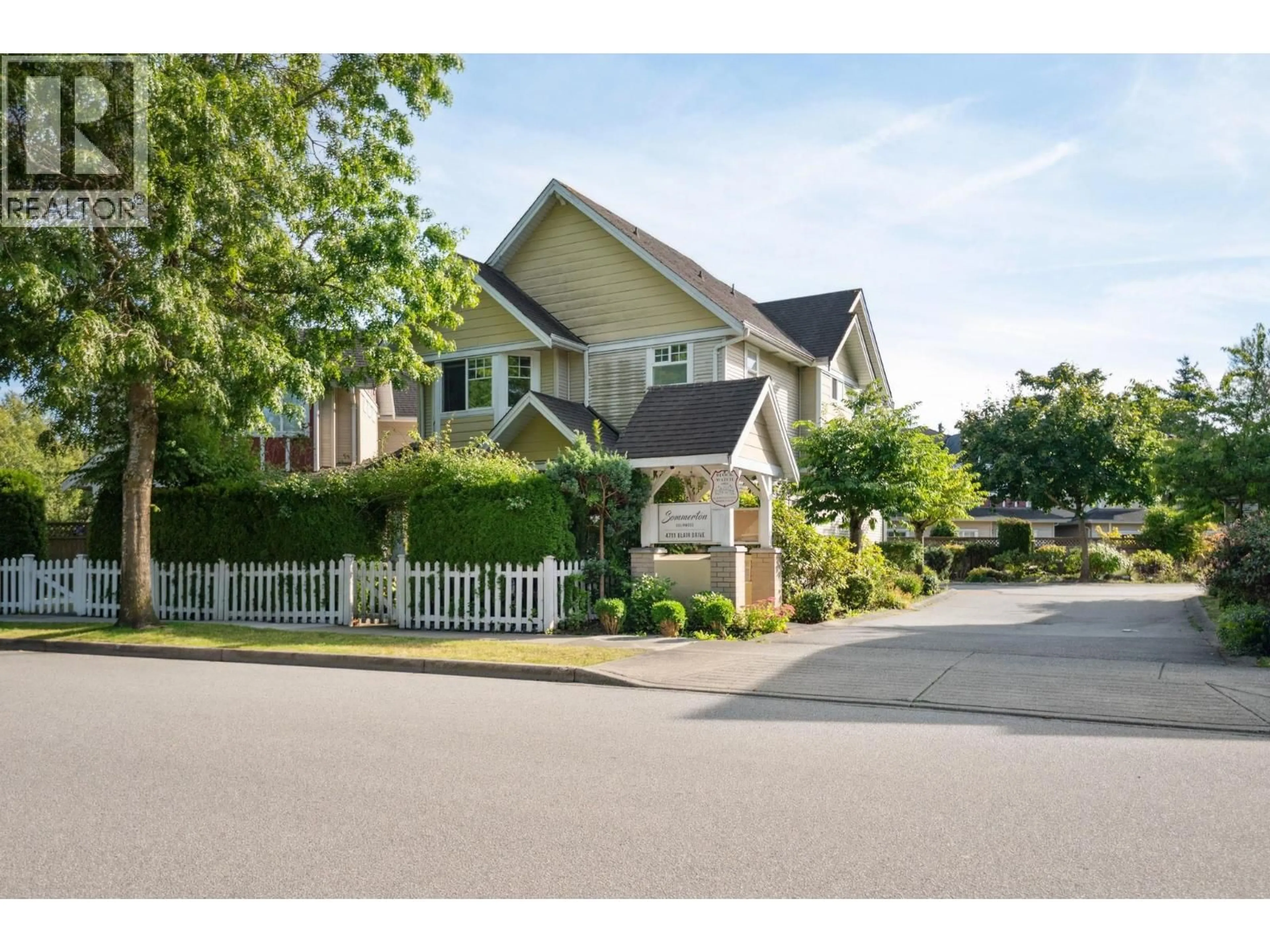 A pic from outside/outdoor area/front of a property/back of a property/a pic from drone, street for 38 - 4711 BLAIR DRIVE, Richmond British Columbia V6X4E6