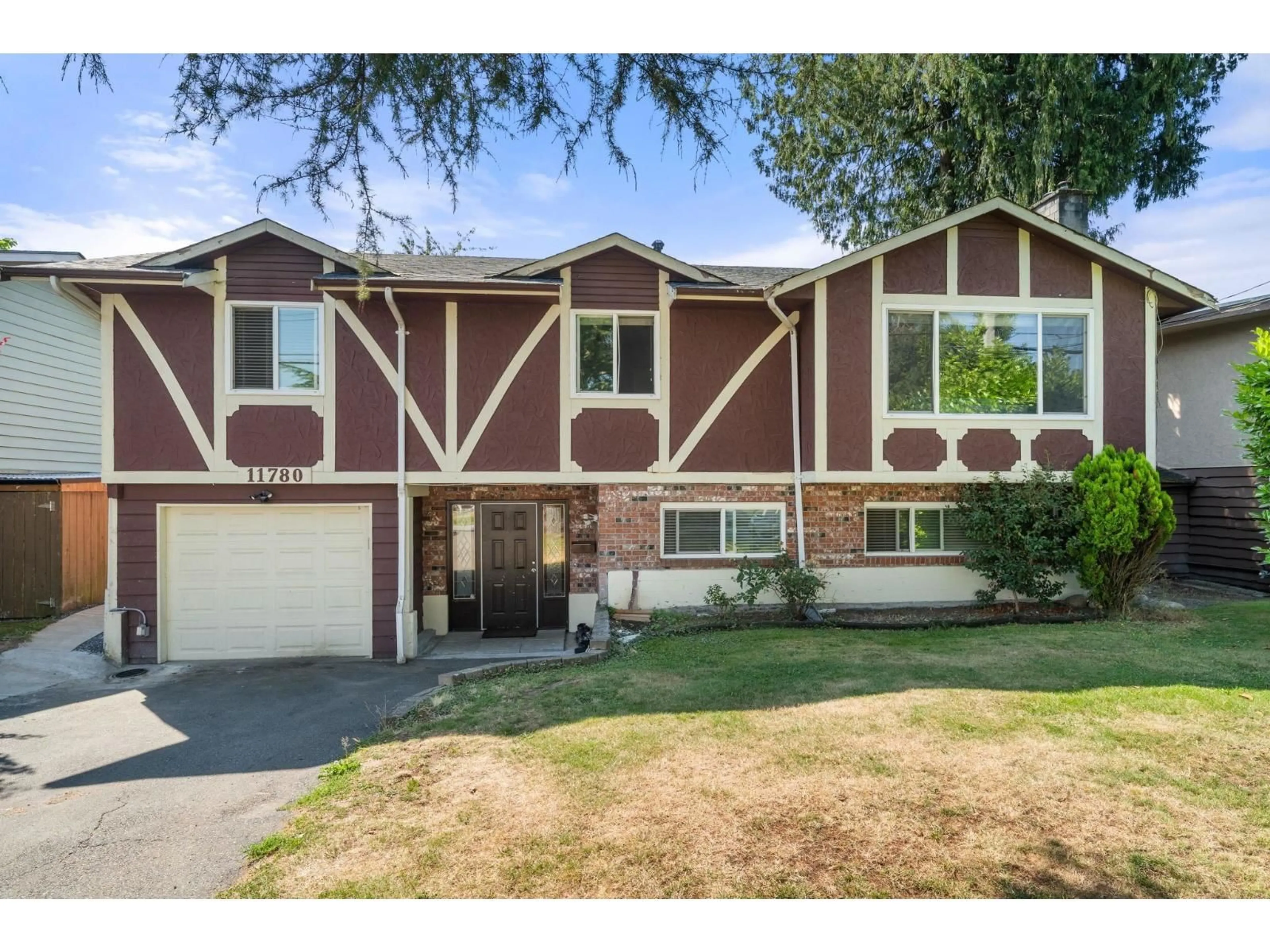 Home with vinyl exterior material, street for 11780 85A, Delta British Columbia V4C2V6