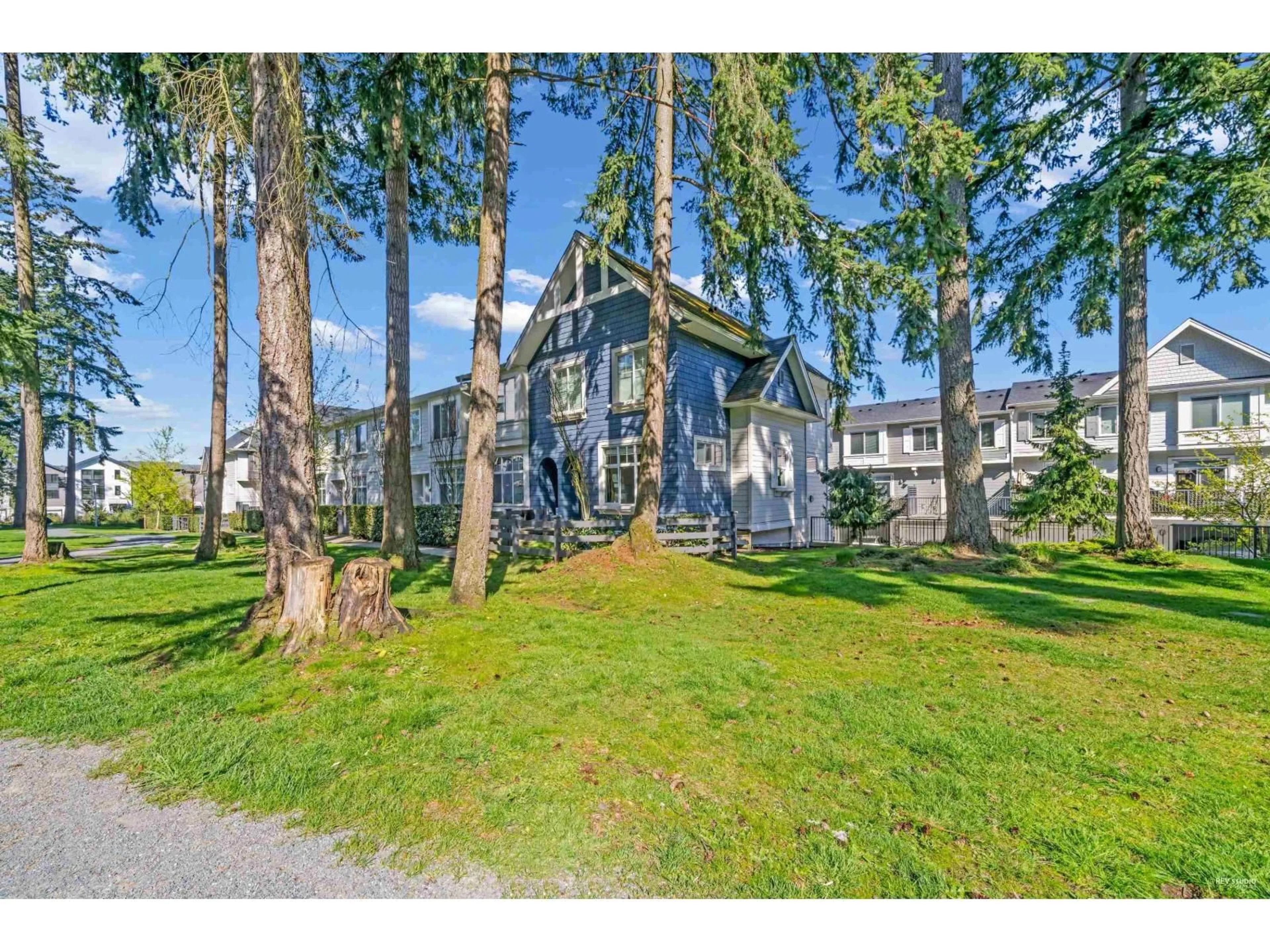 A pic from outside/outdoor area/front of a property/back of a property/a pic from drone, unknown for 36 - 16678 25, Surrey British Columbia V3Z0Z2
