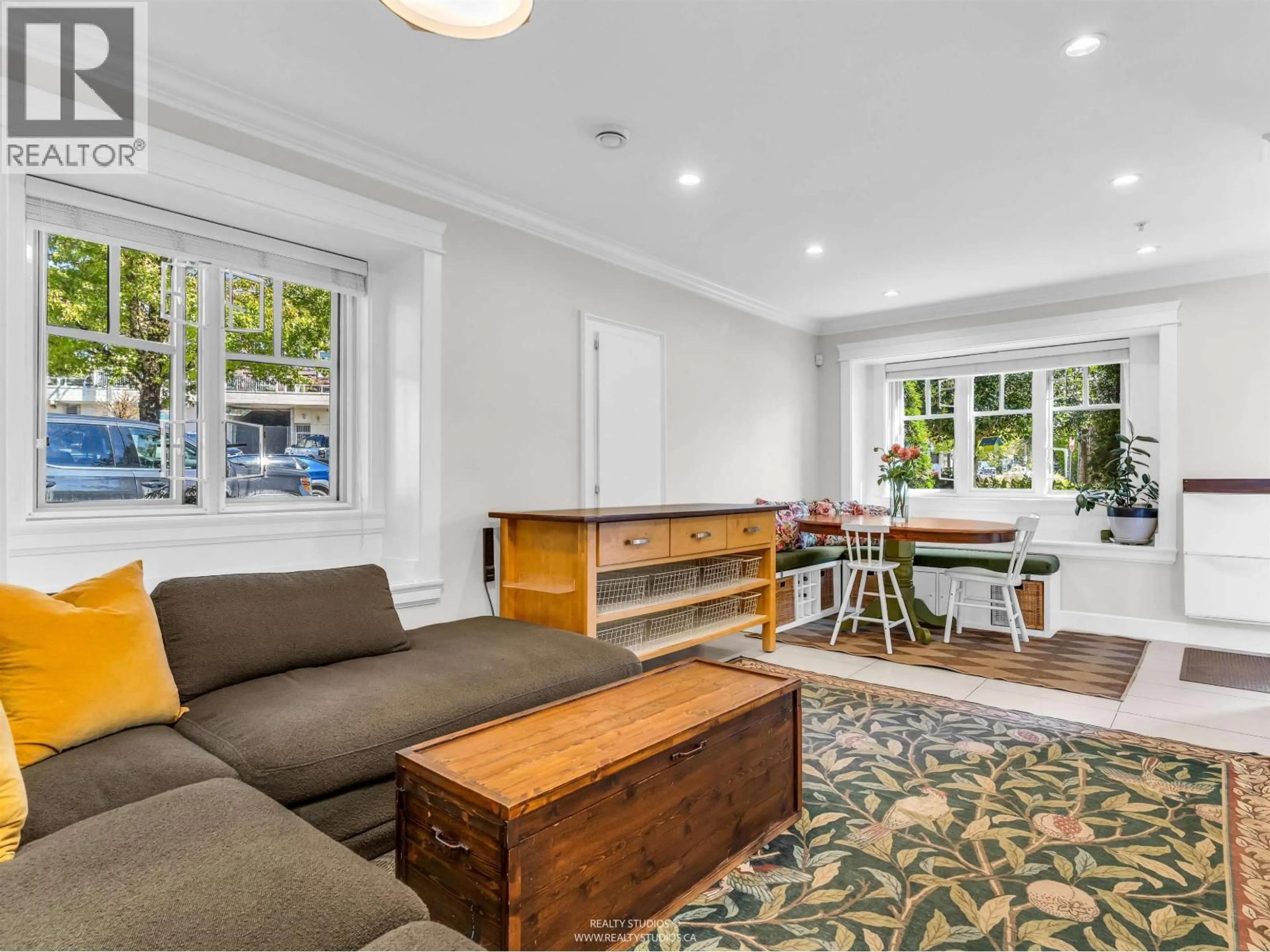 Living room with furniture, unknown for 3103 ST. GEORGE STREET, Vancouver British Columbia V5T3R9