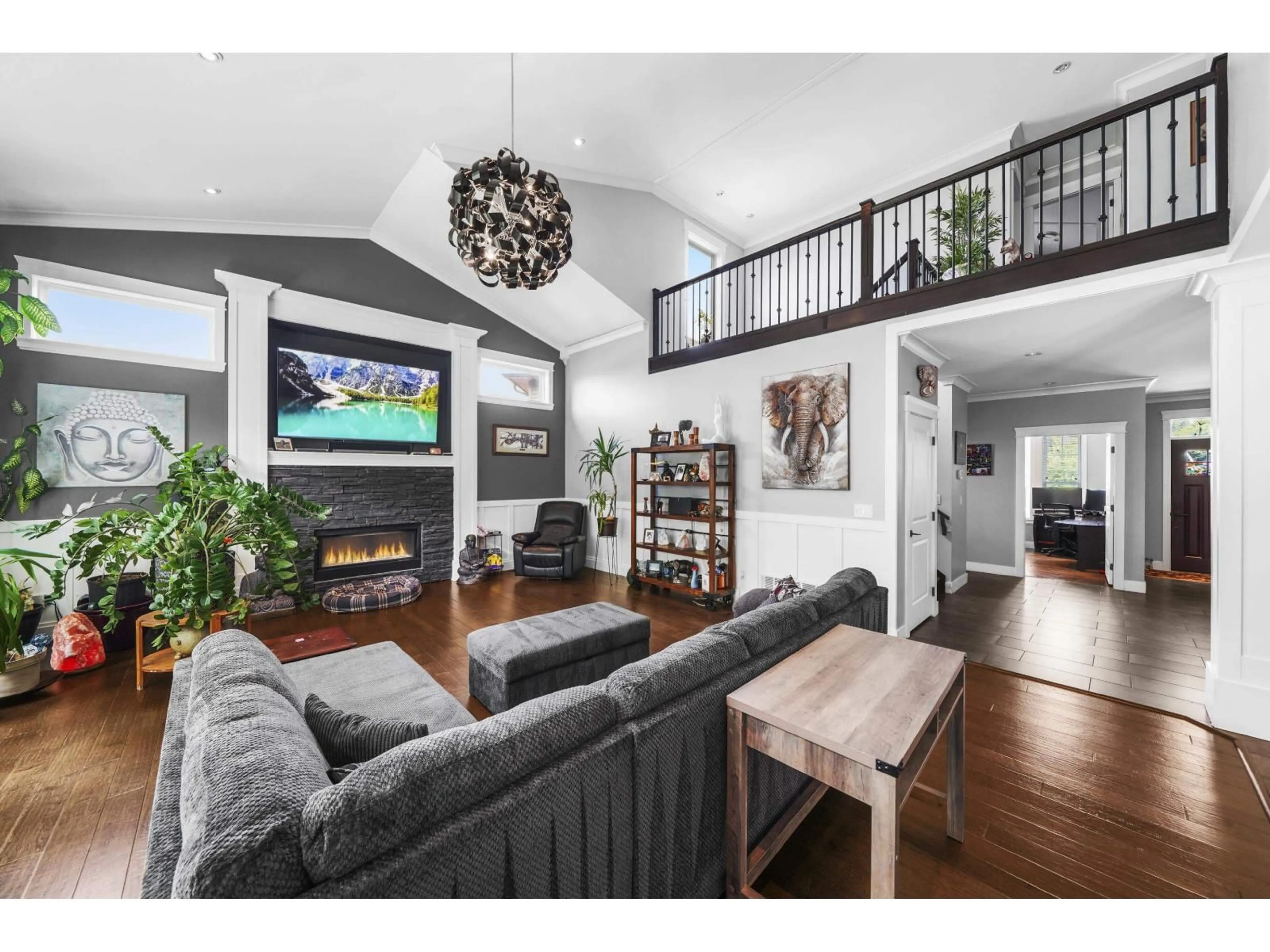 Living room with furniture, wood/laminate floor for 7761 DEERFIELD, Mission British Columbia V2V5X2