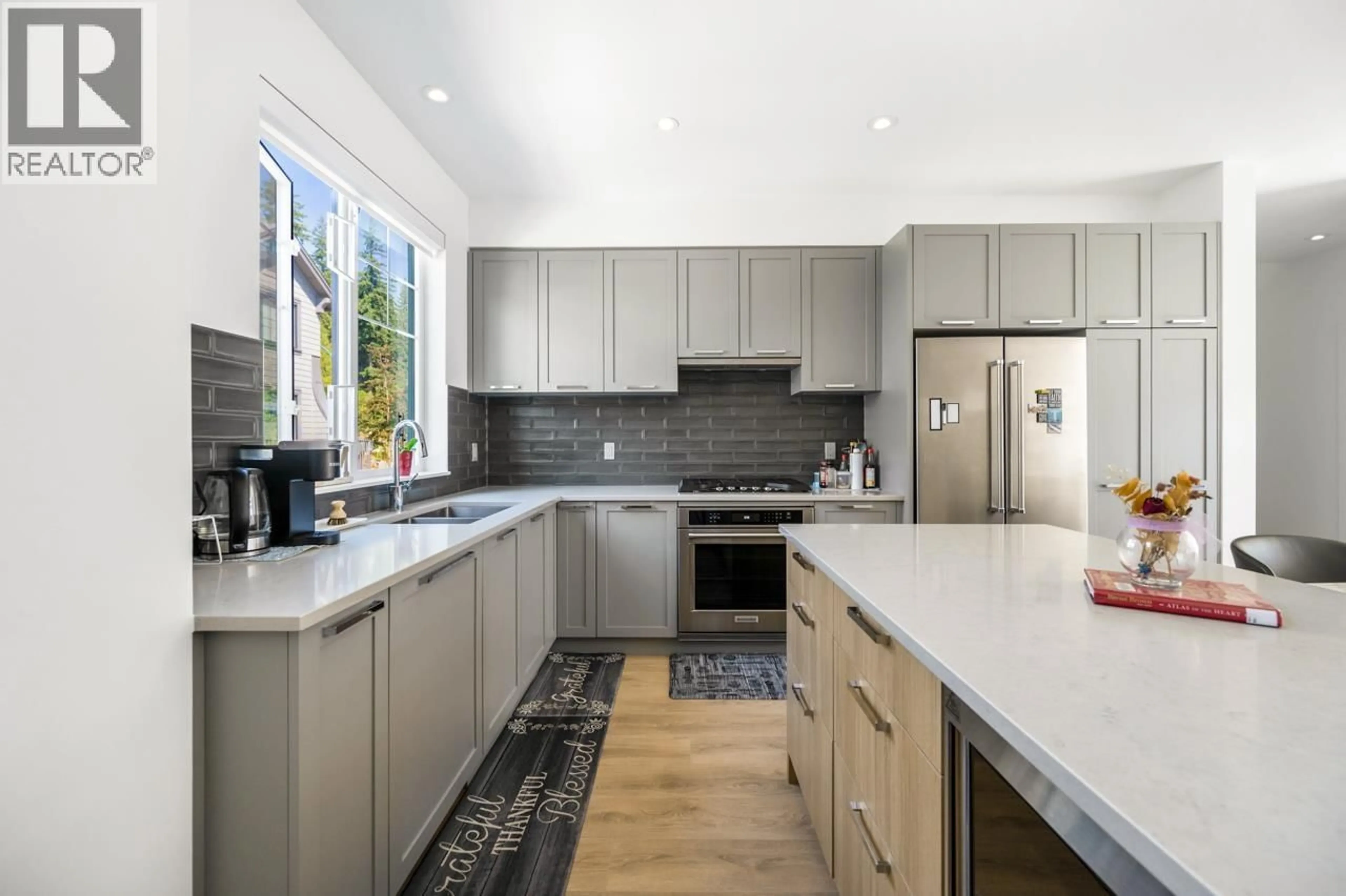 Open concept kitchen, ceramic/tile floor for 183 - 1310 MITCHELL STREET, Coquitlam British Columbia V3E0T9