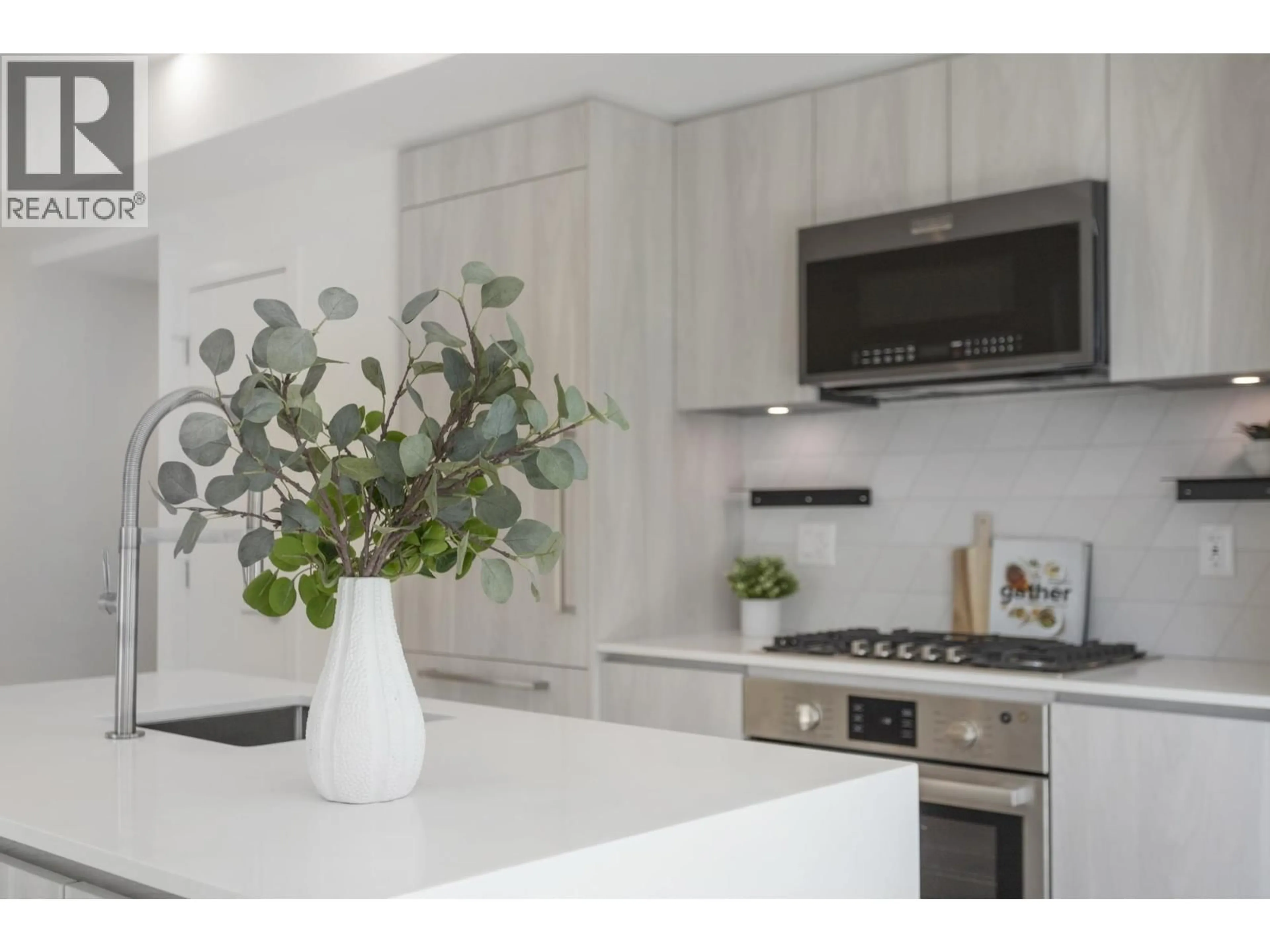 Contemporary kitchen, ceramic/tile floor for 204 - 3264 VANNESS AVENUE, Vancouver British Columbia V5R4V3