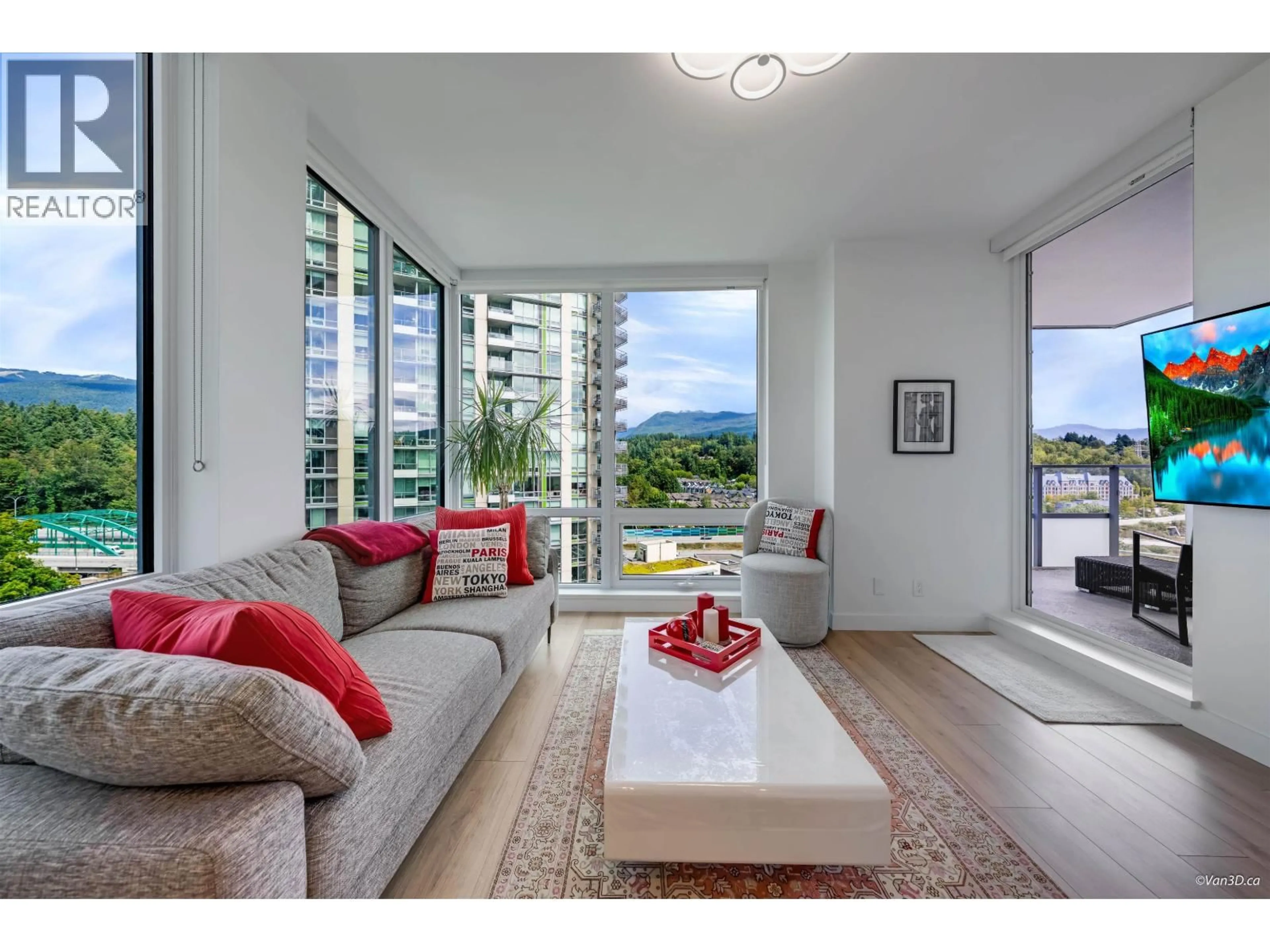 Living room with furniture, unknown for 1102 - 1500 FERN STREET, North Vancouver British Columbia V7J0B6