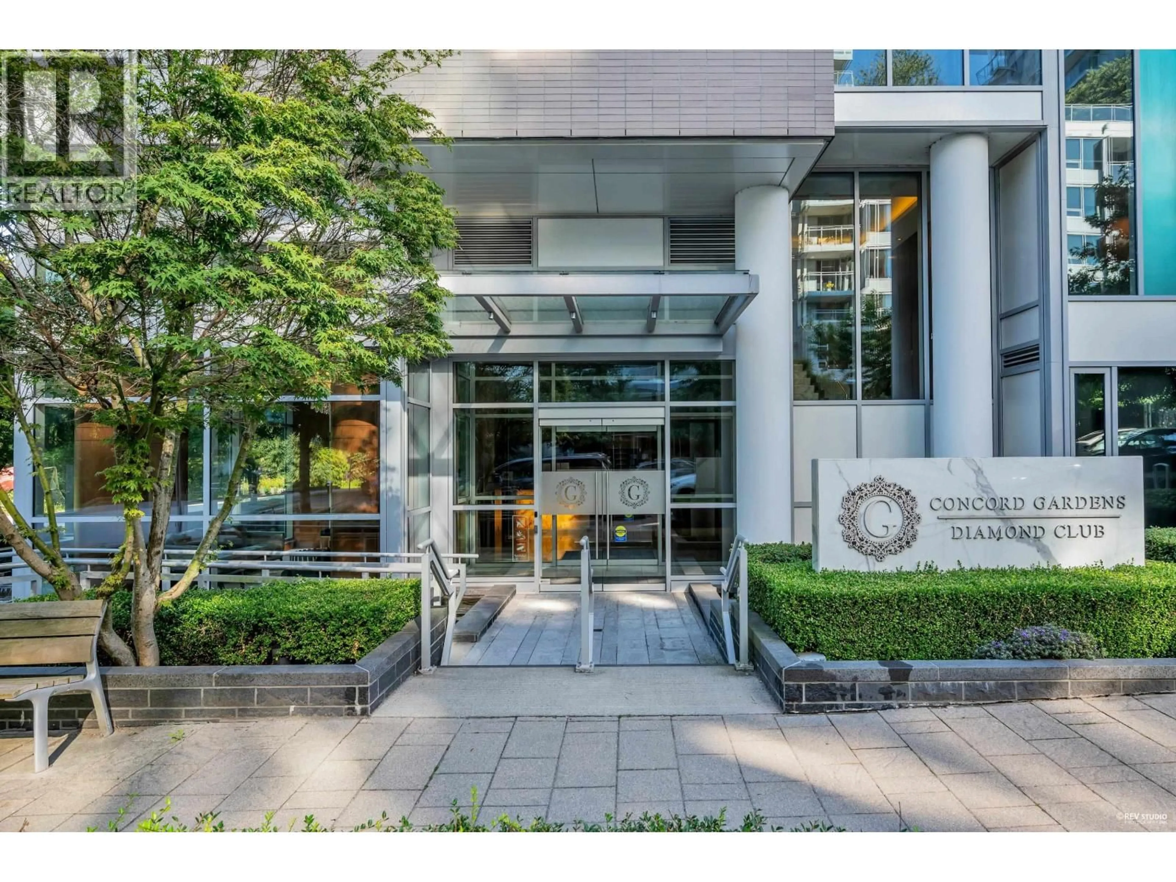 Indoor foyer for 1131 - 8988 PATTERSON ROAD, Richmond British Columbia V6X0R2