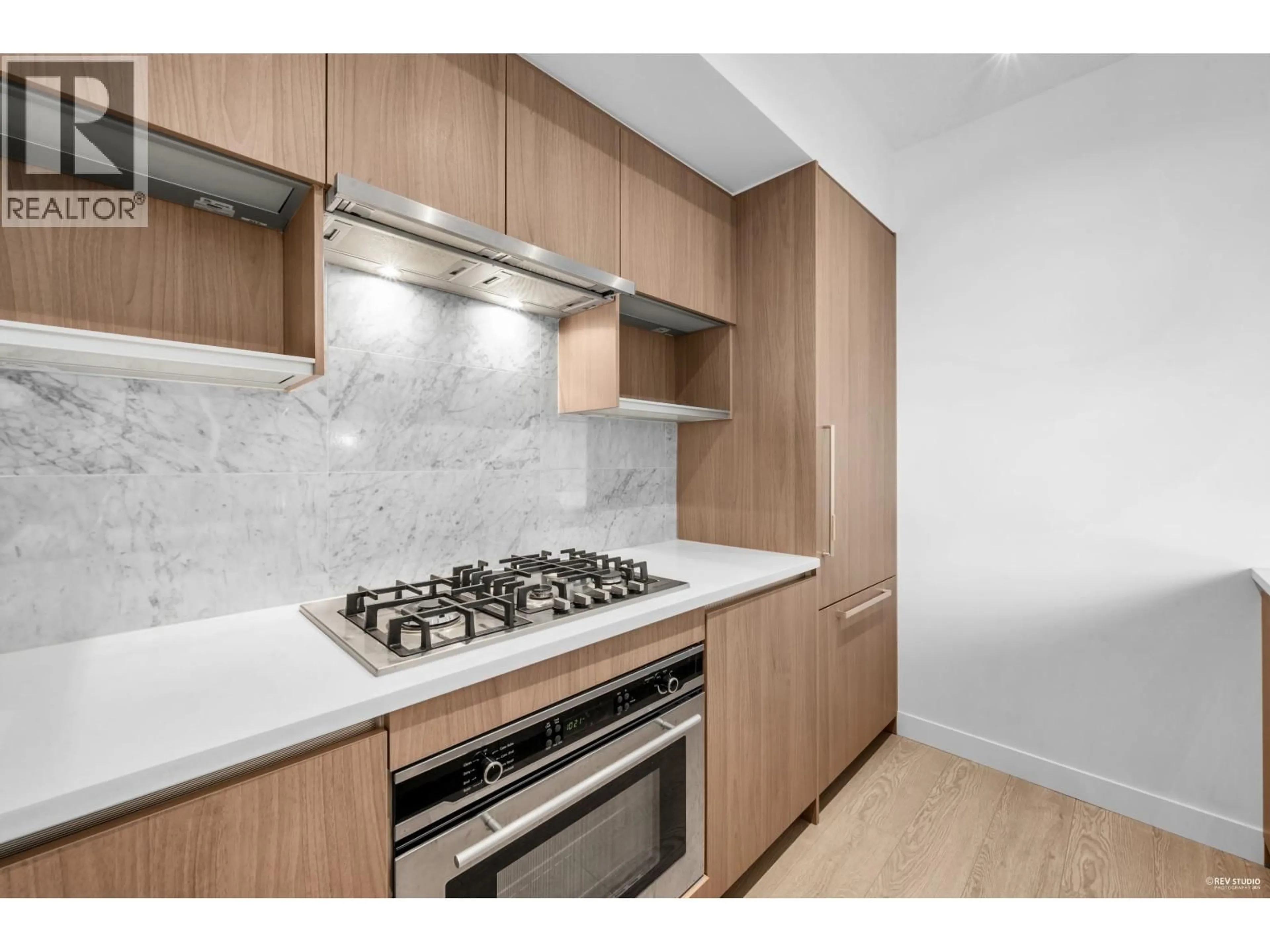 Standard kitchen, unknown for 1131 - 8988 PATTERSON ROAD, Richmond British Columbia V6X0R2