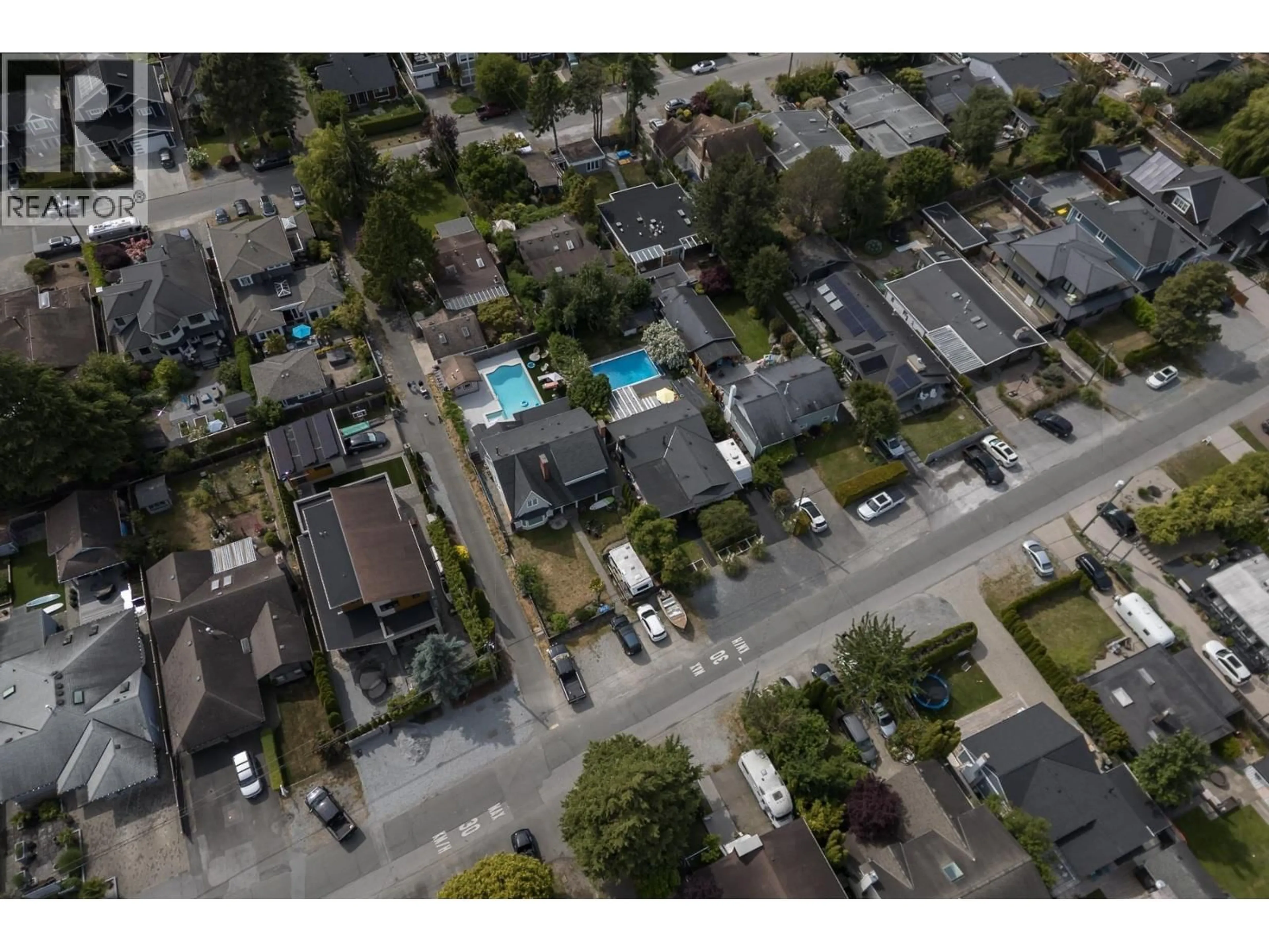 A pic from outside/outdoor area/front of a property/back of a property/a pic from drone, street for 211 67 STREET, Delta British Columbia V4L1M2