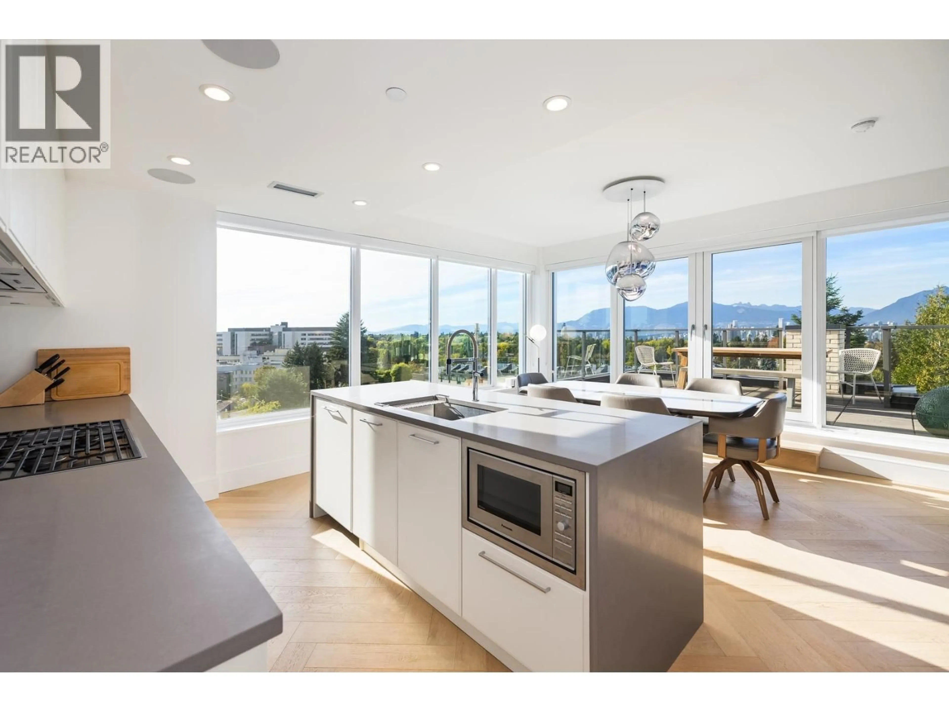 Open concept kitchen, unknown for 602 - 4685 CAMBIE STREET, Vancouver British Columbia V5Z0J7