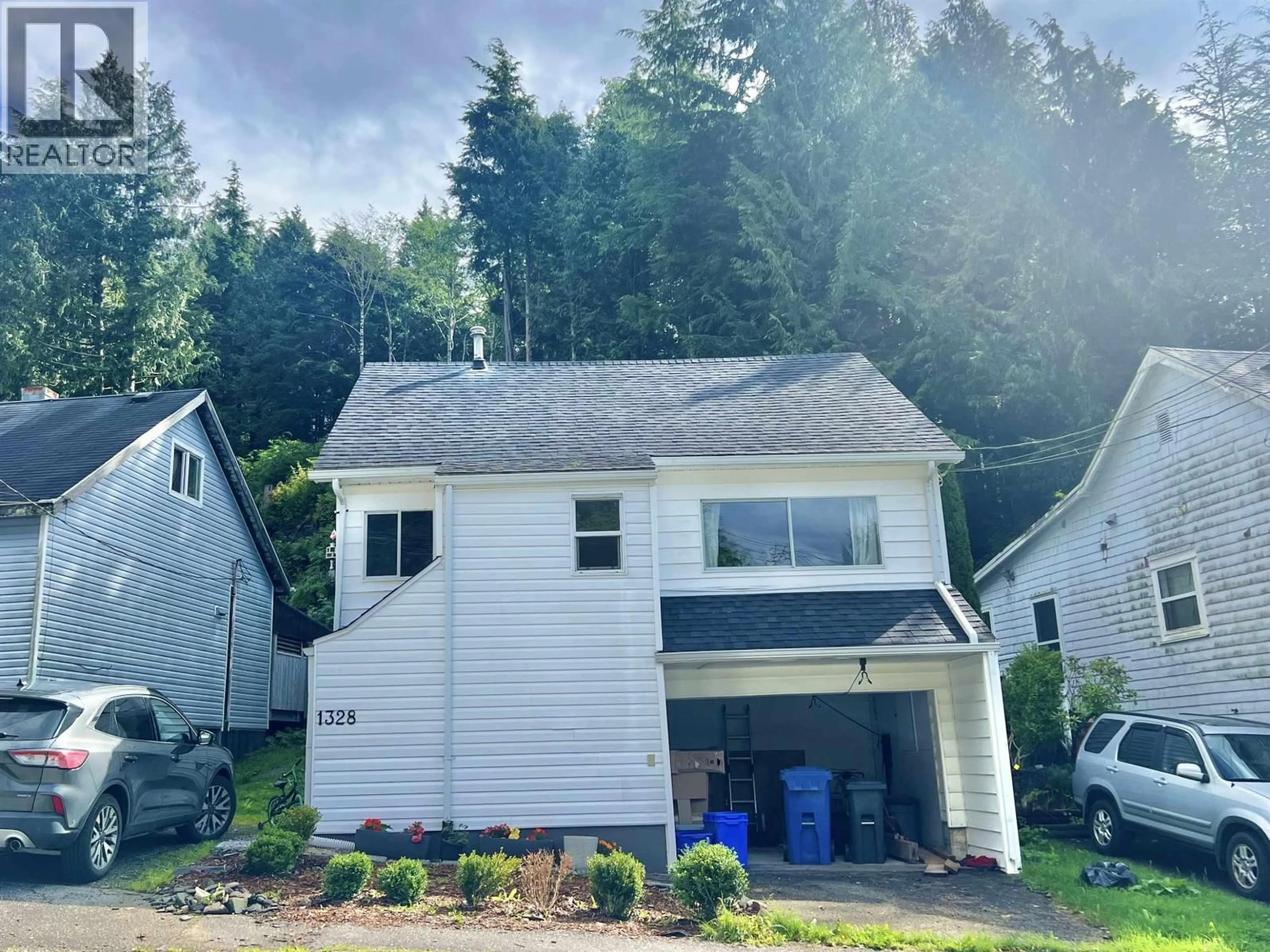 Home with vinyl exterior material, unknown for 1328 OVERLOOK STREET, Prince Rupert British Columbia V8J2C8
