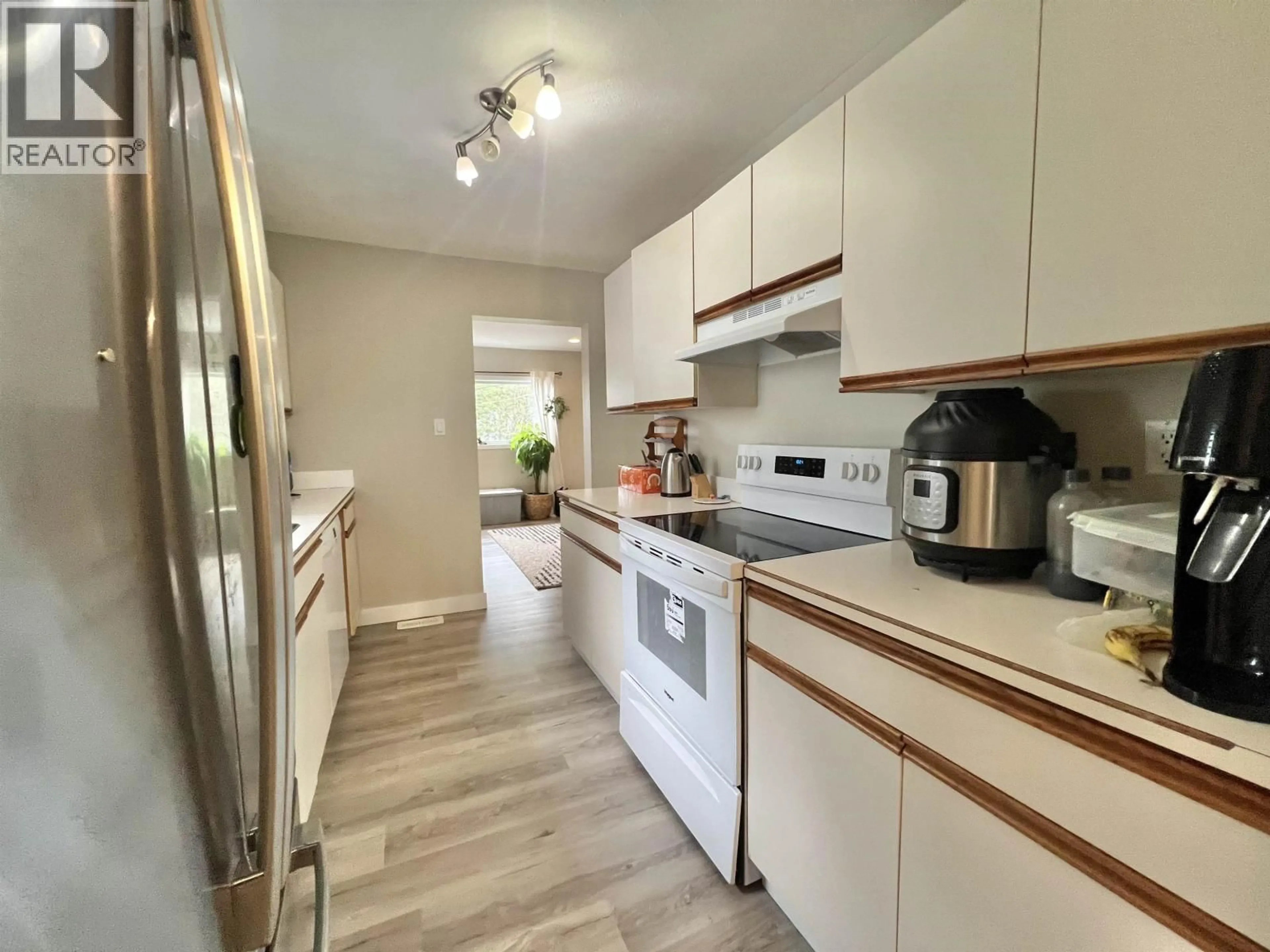 Standard kitchen, wood/laminate floor for 1328 OVERLOOK STREET, Prince Rupert British Columbia V8J2C8