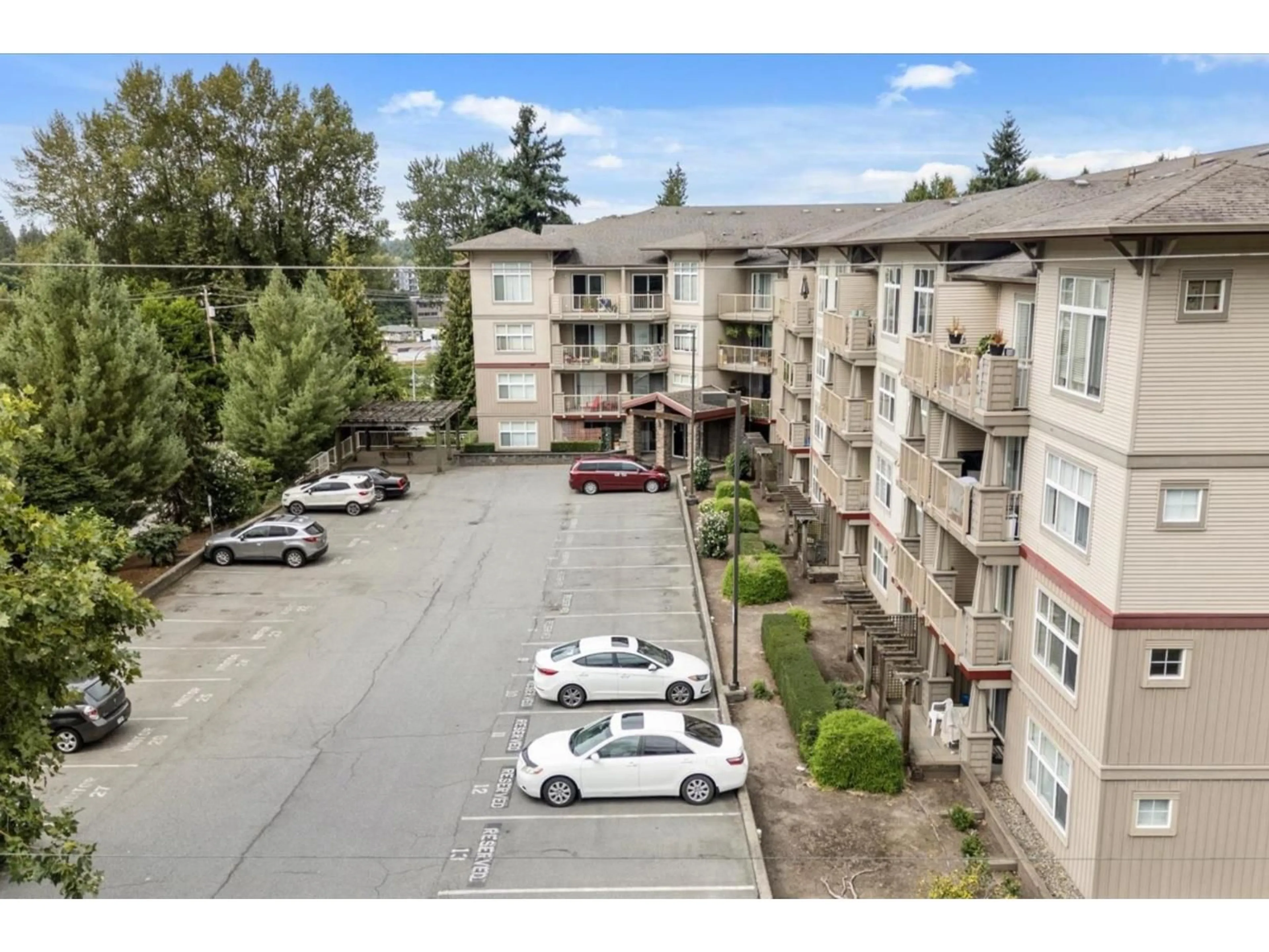 A pic from outside/outdoor area/front of a property/back of a property/a pic from drone, mountain view for 221 - 2515 PARK, Abbotsford British Columbia V2S0B2