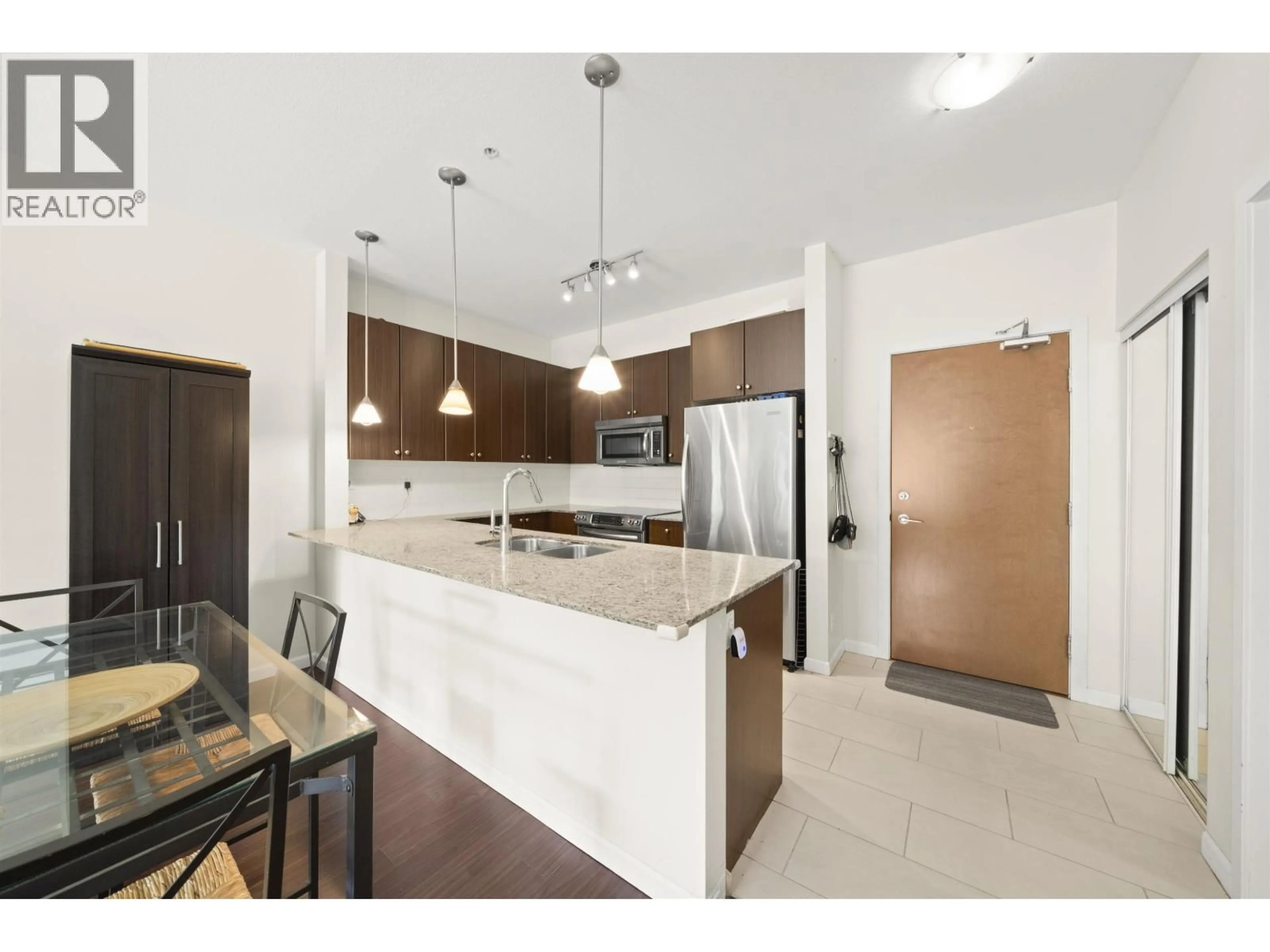 Open concept kitchen, unknown for 301 - 275 ROSS DRIVE, New Westminster British Columbia V3L0B6