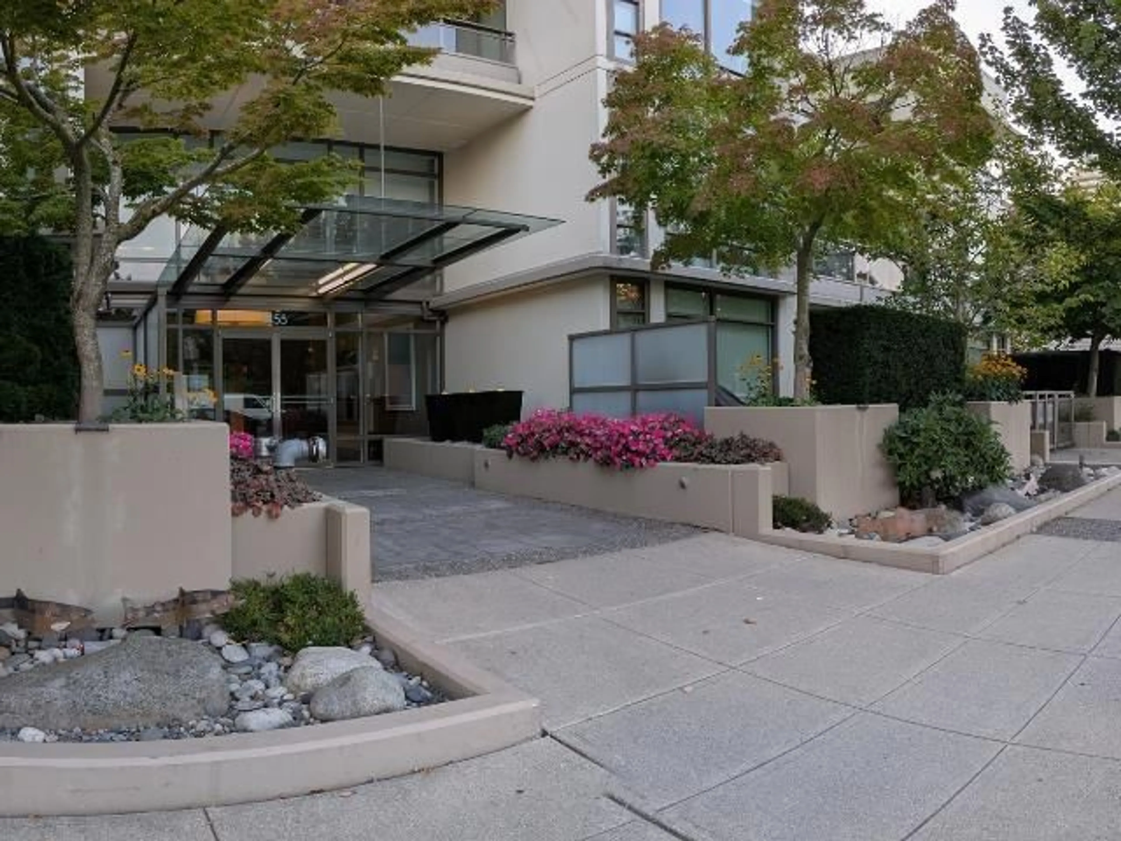 Unknown for 1201 - 1455 GEORGE, White Rock British Columbia V4B0A9